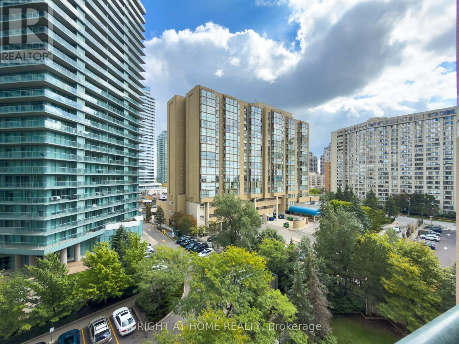 801 - 23 Lorraine Drive, Toronto, Ontario  M2N 6Z6 - Photo 31 - C12478576