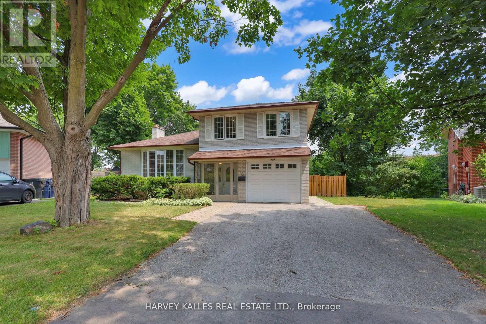 16 Wedgeport Place, Toronto, Ontario  M2N 4B4 - Photo 2 - C12478625