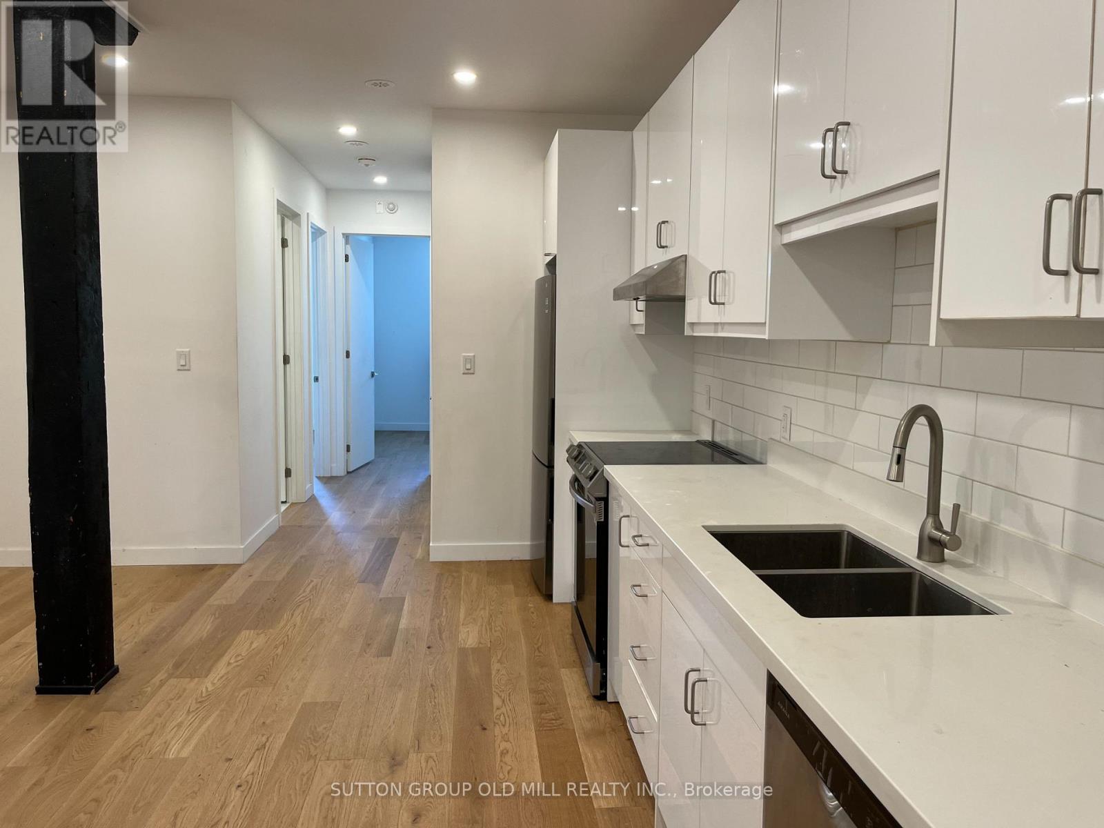 A - 61 Ossington Avenue, Toronto, Ontario  M6J 2Y9 - Photo 3 - C12478634