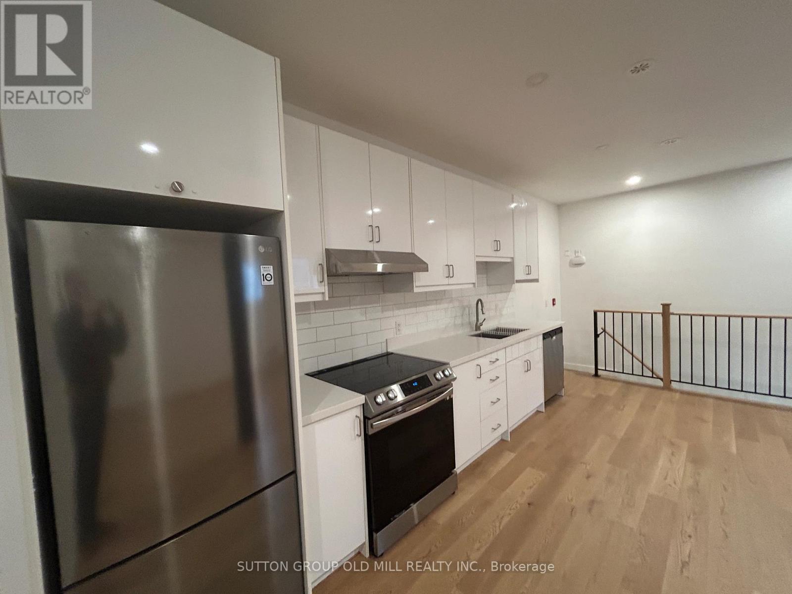 A - 61 Ossington Avenue, Toronto, Ontario  M6J 2Y9 - Photo 5 - C12478634
