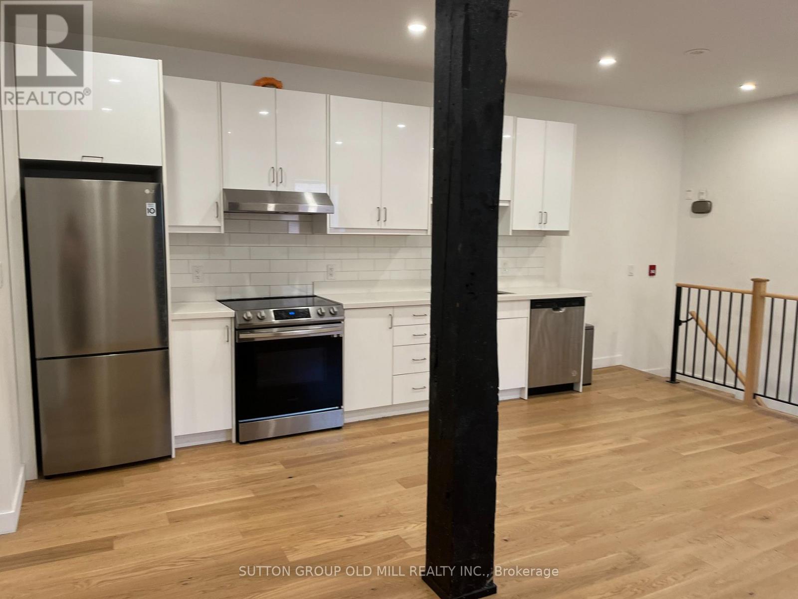 A - 61 Ossington Avenue, Toronto, Ontario  M6J 2Y9 - Photo 8 - C12478634