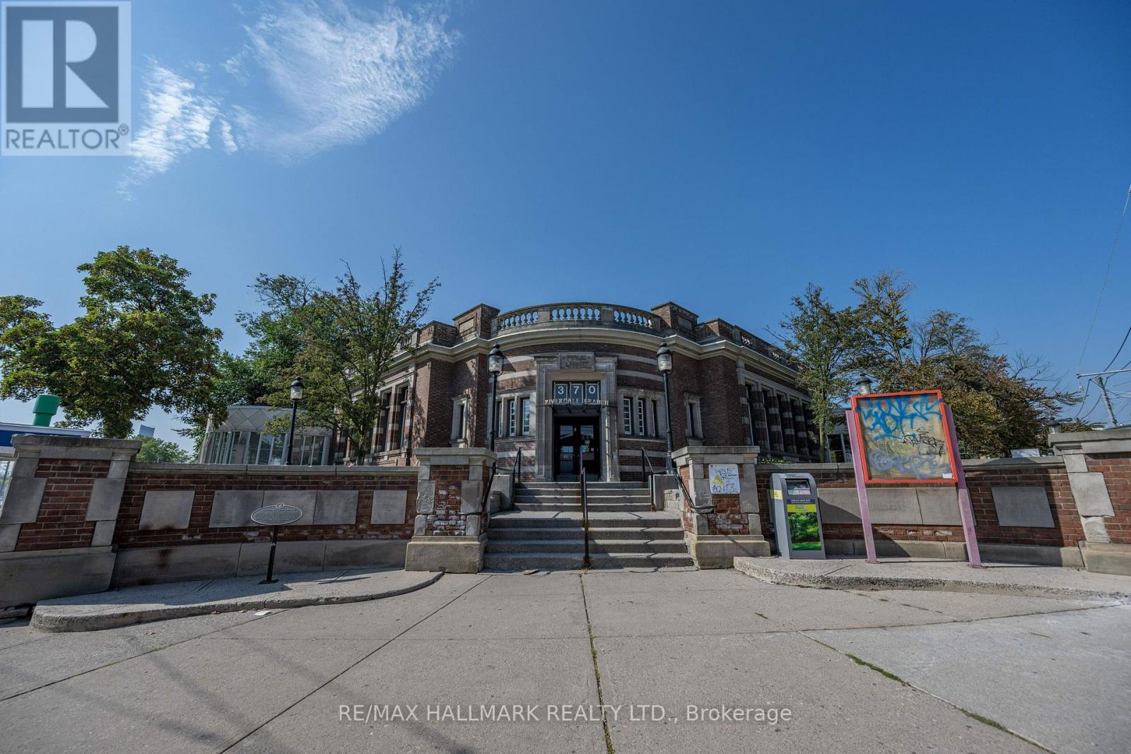 675 Broadview Avenue, Toronto, Ontario  M4K 2P4 - Photo 11 - E12478542