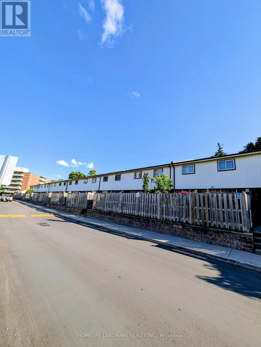 15 - 120 NONQUON ROAD, Oshawa, Ontario