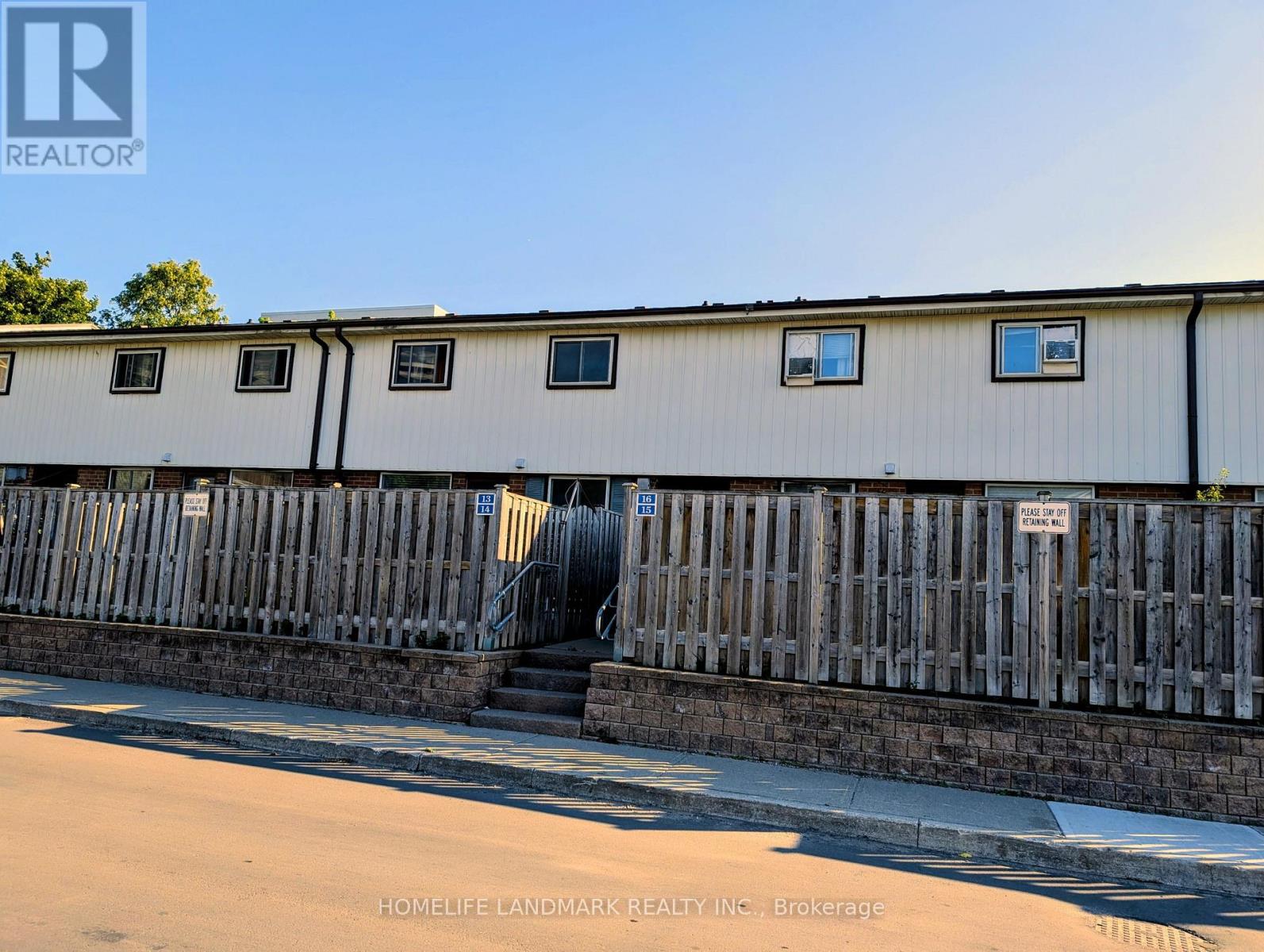 15 - 120 Nonquon Road, Oshawa, Ontario  L1G 7E6 - Photo 2 - E12478549