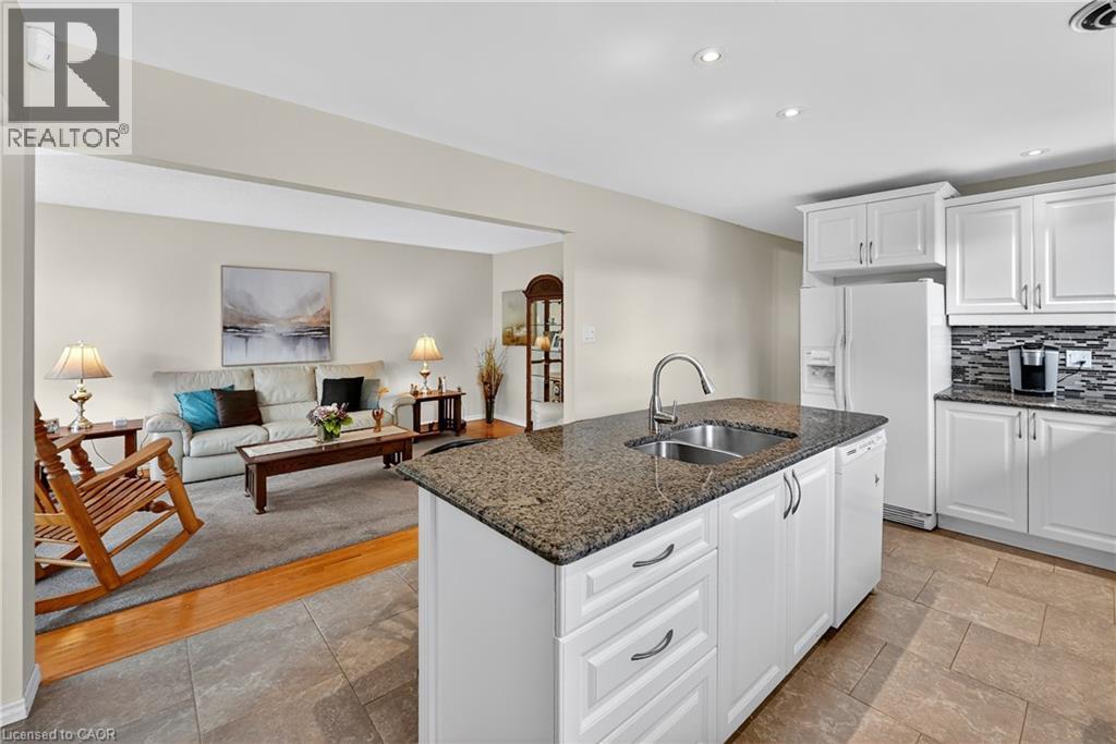 120 Kinross Street, Caledonia, Ontario  N3W 1K1 - Photo 4 - 40780992