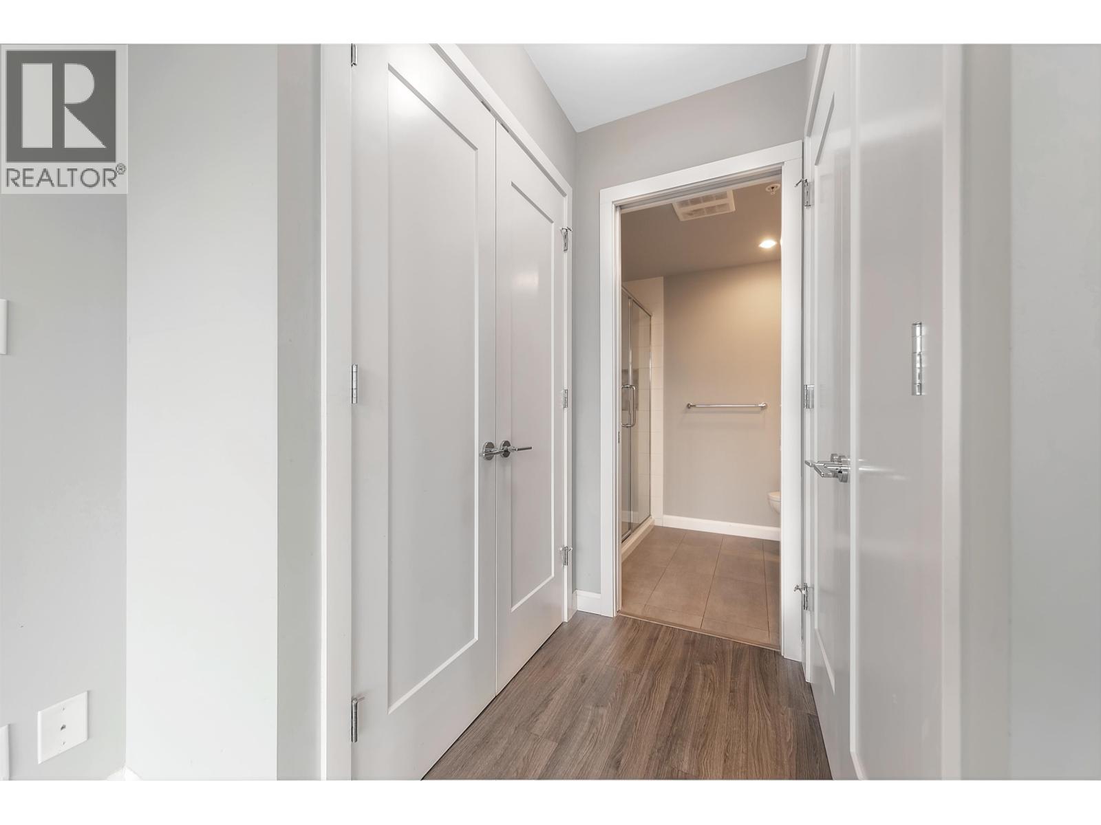 2302 520 Como Lake Avenue, Coquitlam, British Columbia  V3J 0E8 - Photo 16 - R2942095