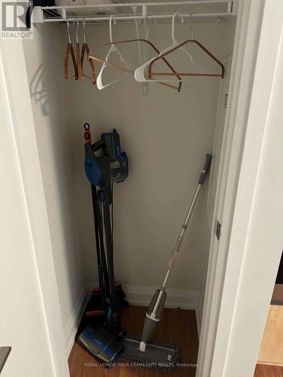 2701 - 2 Anndale Drive, Toronto, Ontario  M2N 0G5 - Photo 11 - C12477351