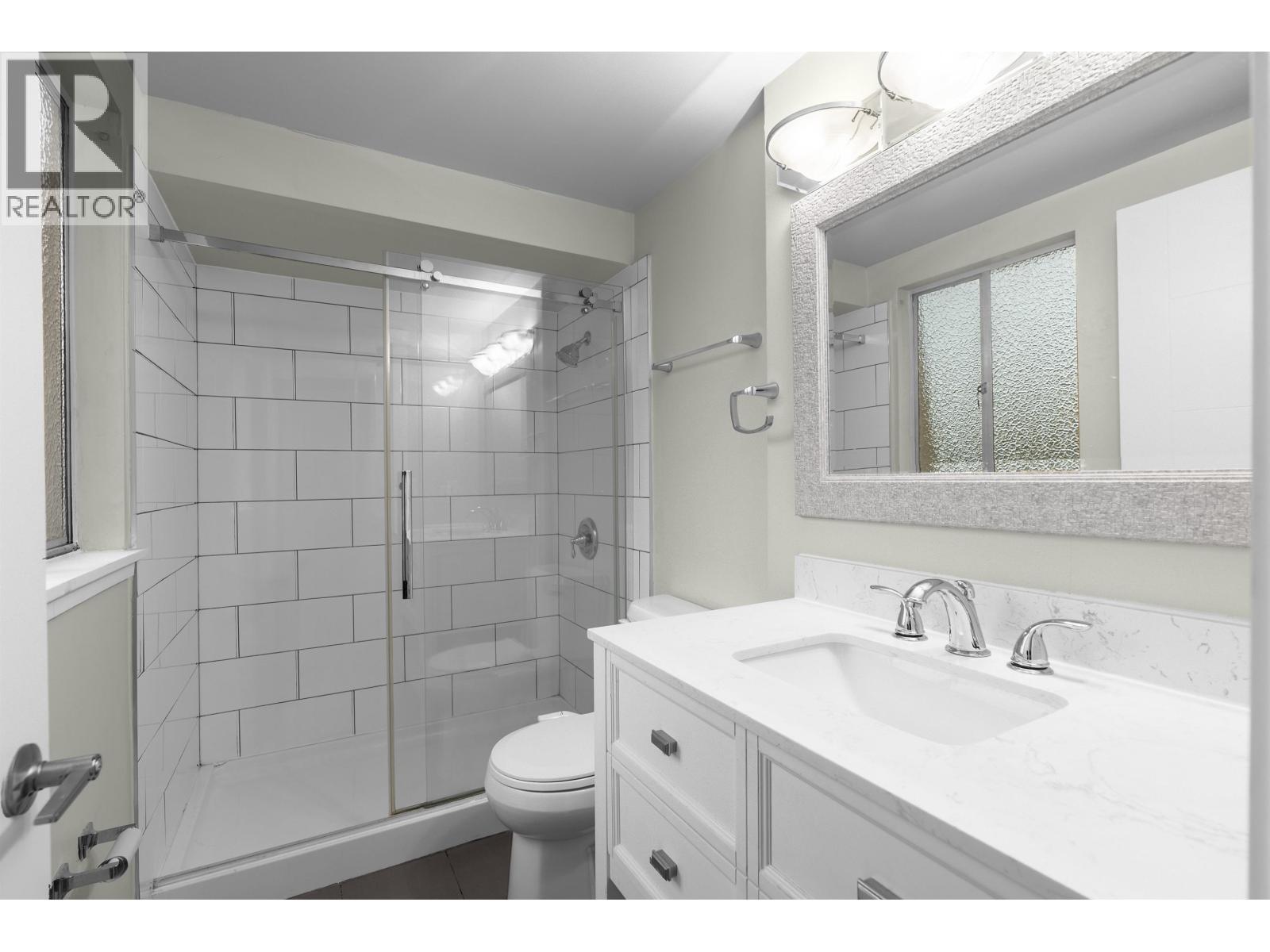 2645 Westview Drive, North Vancouver, British Columbia  V7N 3X1 - Photo 21 - R3061345