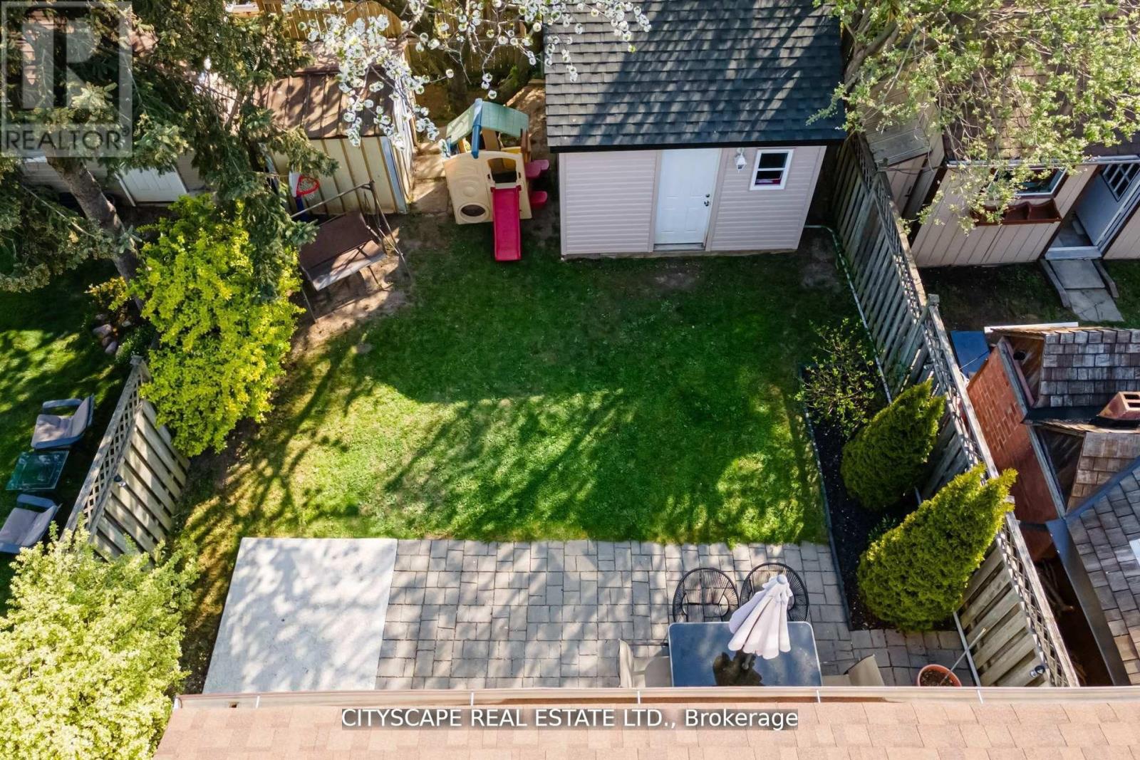 3206 Candela Drive, Mississauga (Mississauga Valleys), Ontario  L5A 2T8 - Photo 40 - W12478126