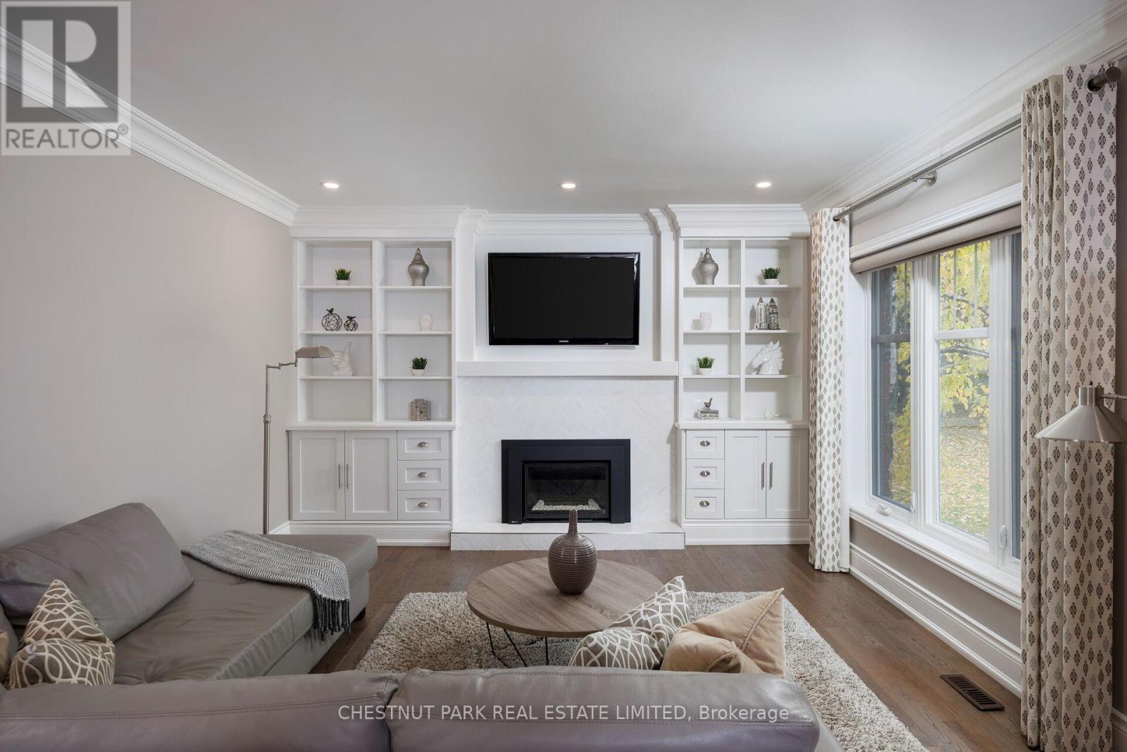 20 Fenyrose Crescent, Vaughan, Ontario  L4L 7B3 - Photo 10 - N12478538