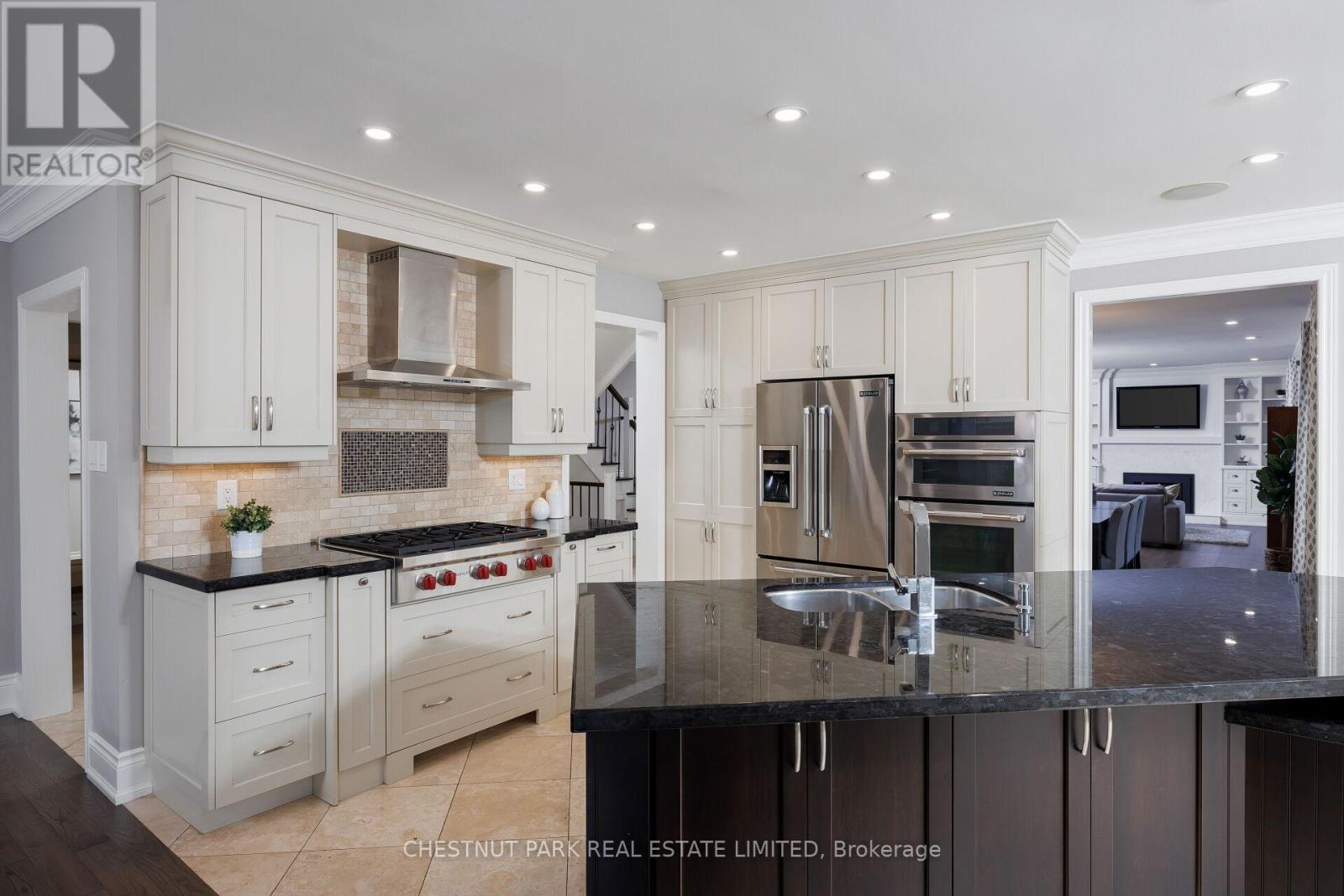 20 Fenyrose Crescent, Vaughan, Ontario  L4L 7B3 - Photo 13 - N12478538