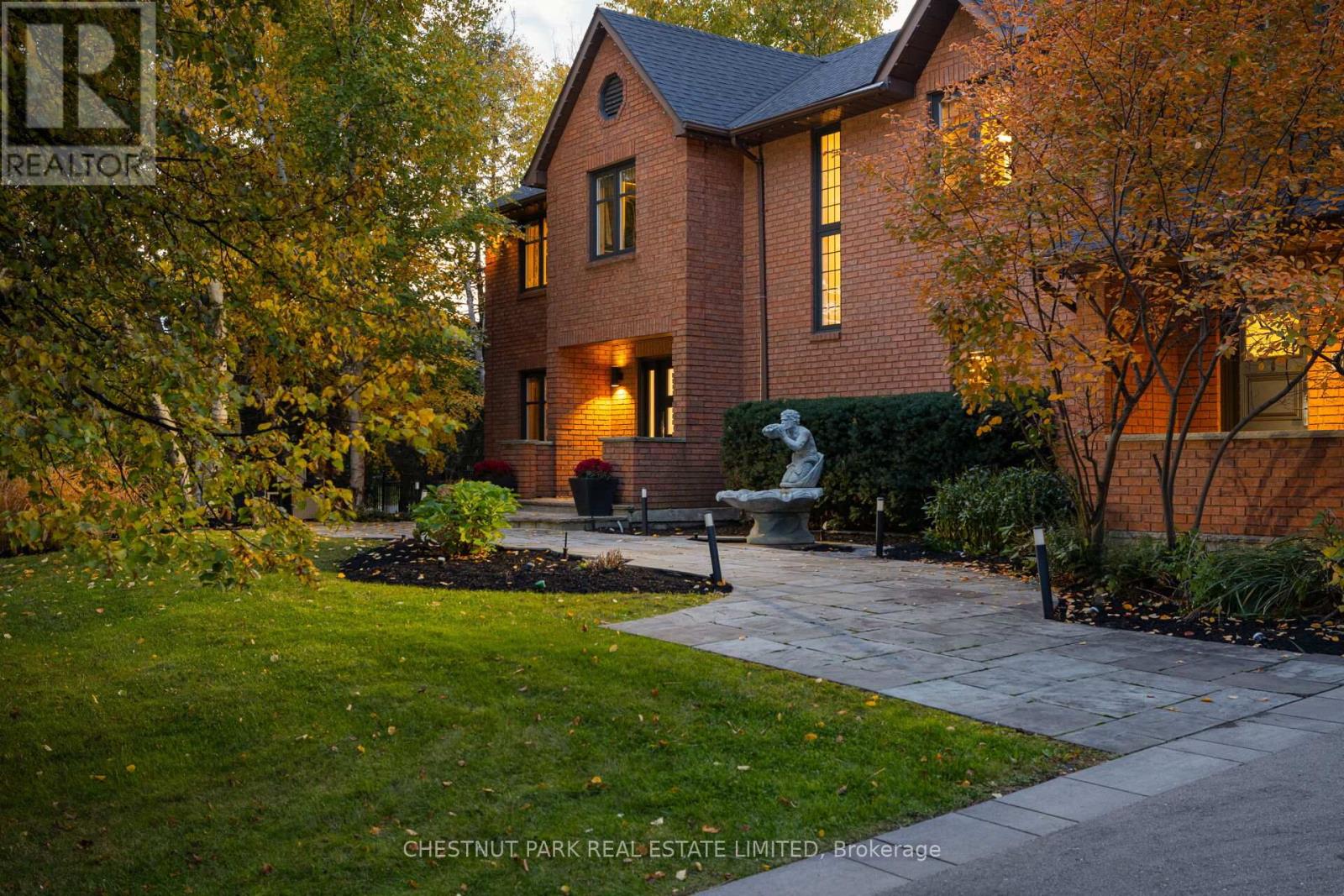 20 Fenyrose Crescent, Vaughan, Ontario  L4L 7B3 - Photo 4 - N12478538