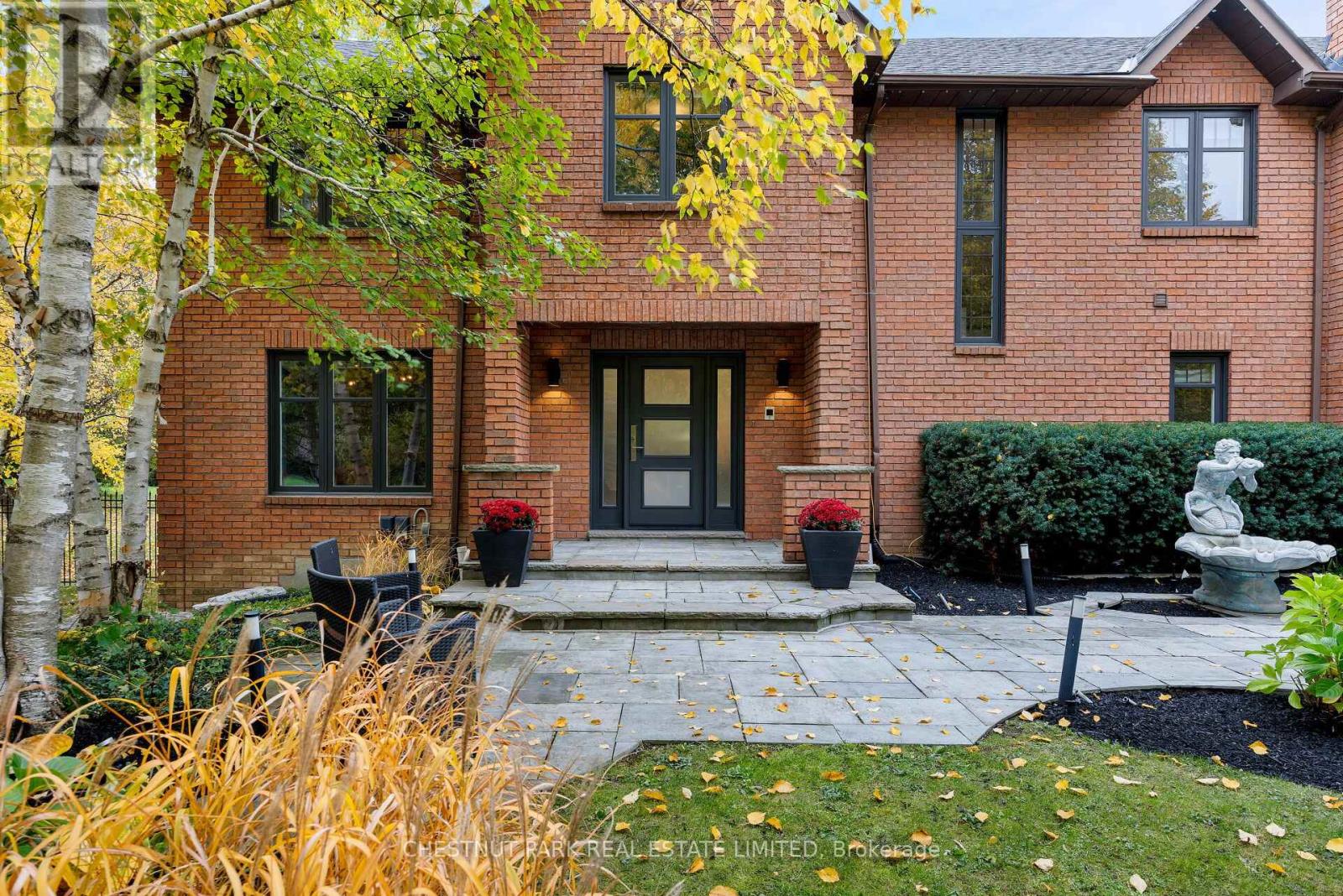20 Fenyrose Crescent, Vaughan, Ontario  L4L 7B3 - Photo 5 - N12478538