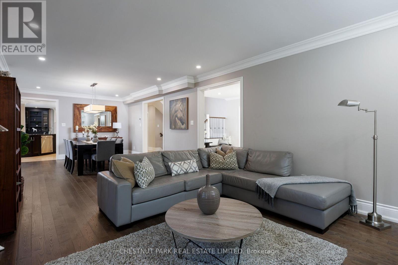 20 Fenyrose Crescent, Vaughan, Ontario  L4L 7B3 - Photo 9 - N12478538