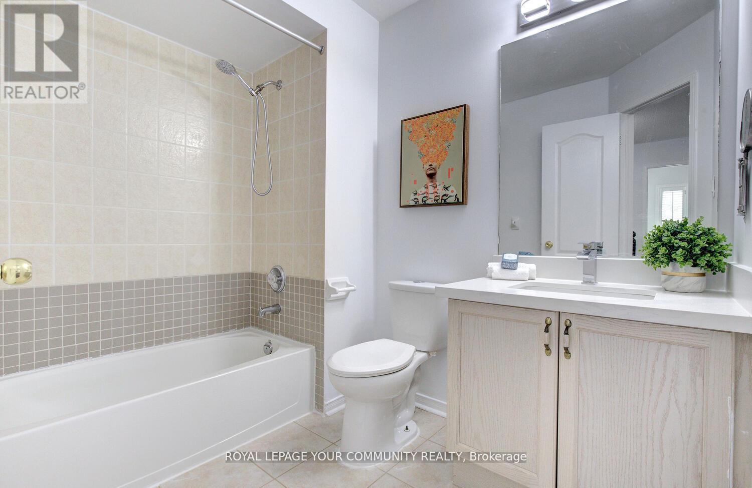 2 Bestview Crescent, Vaughan, Ontario  L6A 3S8 - Photo 35 - N12478539