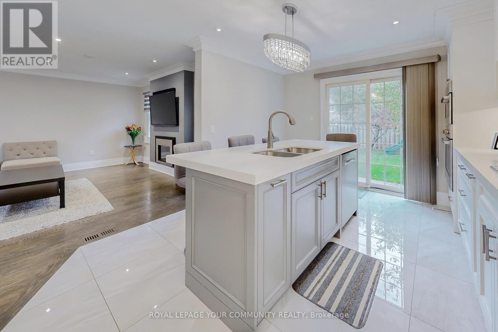 104 Pentland Crescent S, Vaughan, Ontario  L6A 1T5 - Photo 18 - N12478548