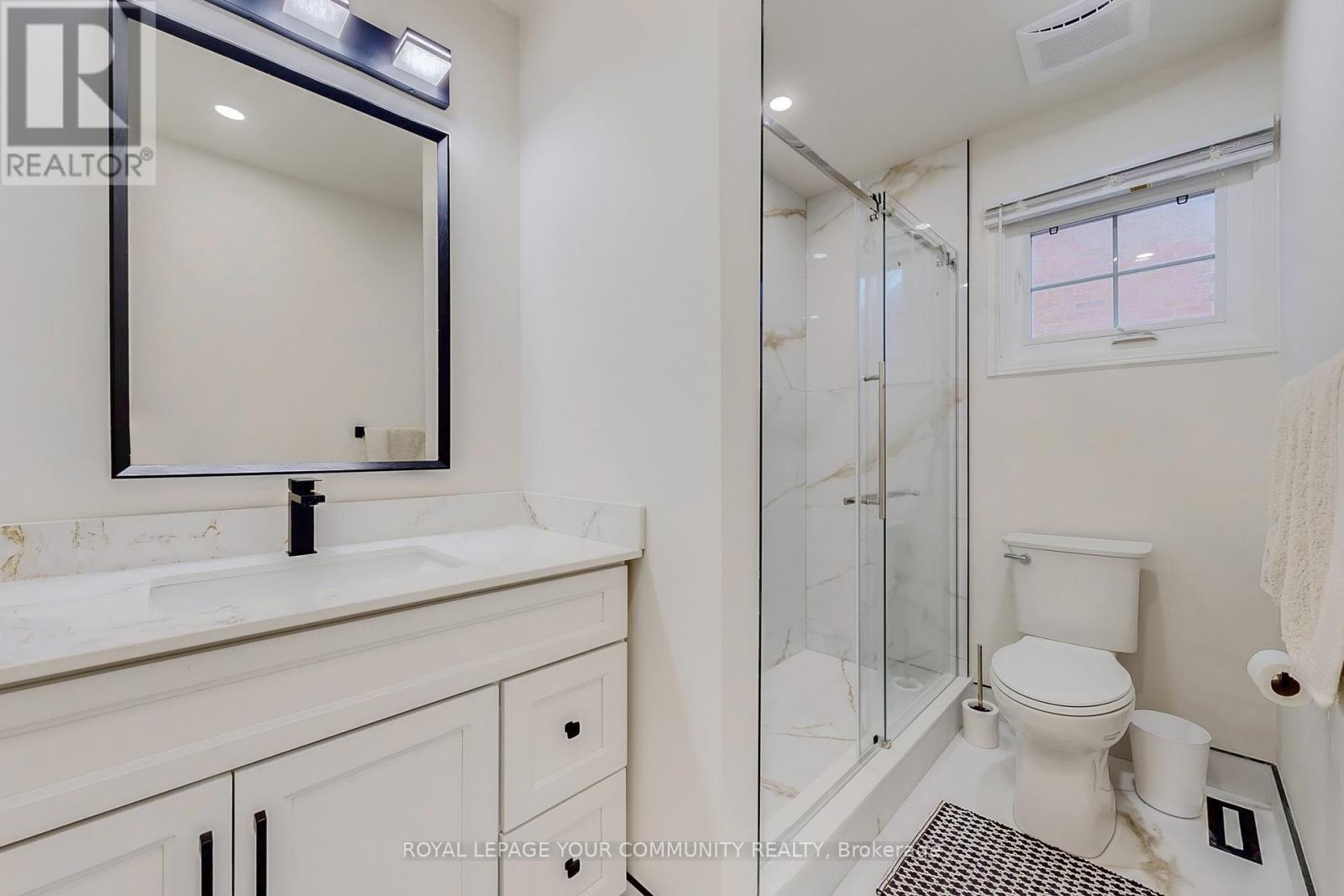 104 Pentland Crescent S, Vaughan, Ontario  L6A 1T5 - Photo 31 - N12478548