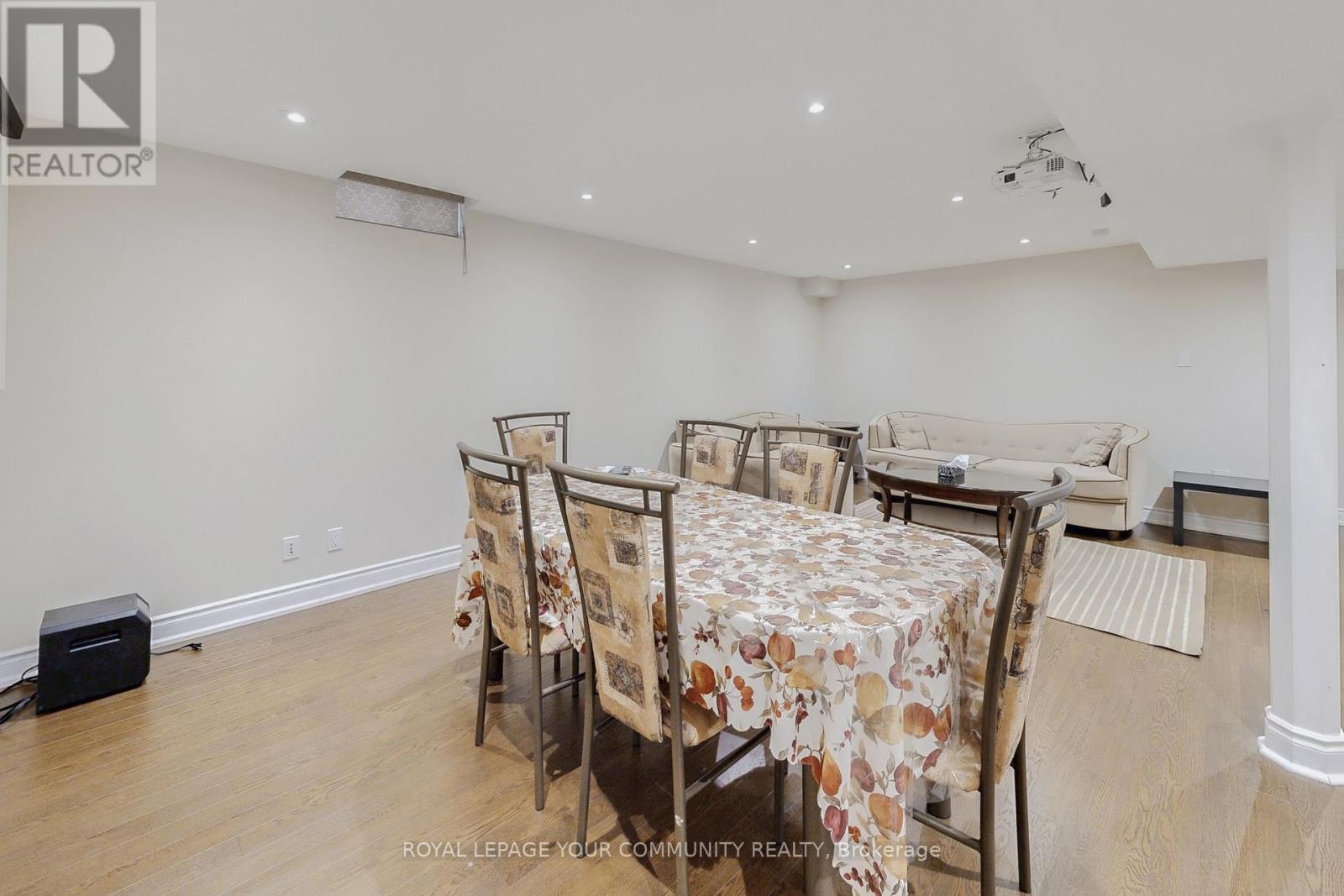 104 Pentland Crescent S, Vaughan, Ontario  L6A 1T5 - Photo 39 - N12478548