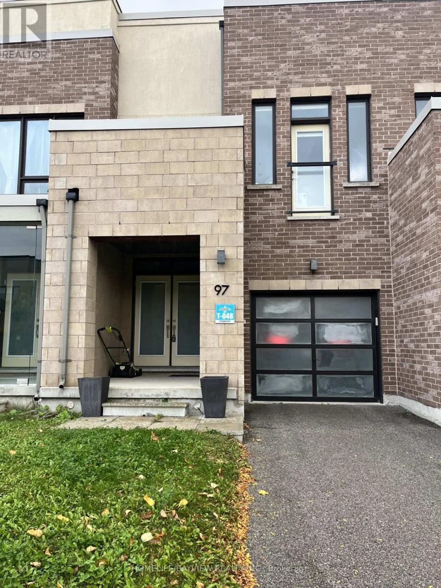 97 DARIOLE DRIVE, Richmond Hill, Ontario