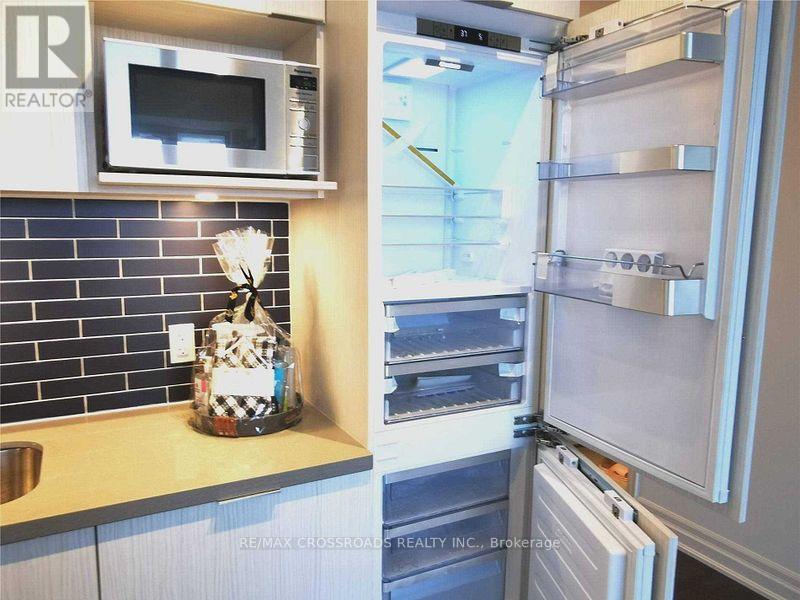 504 - 18 Rouge Valley Drive W, Markham, Ontario  L6G 0H1 - Photo 6 - N12478566