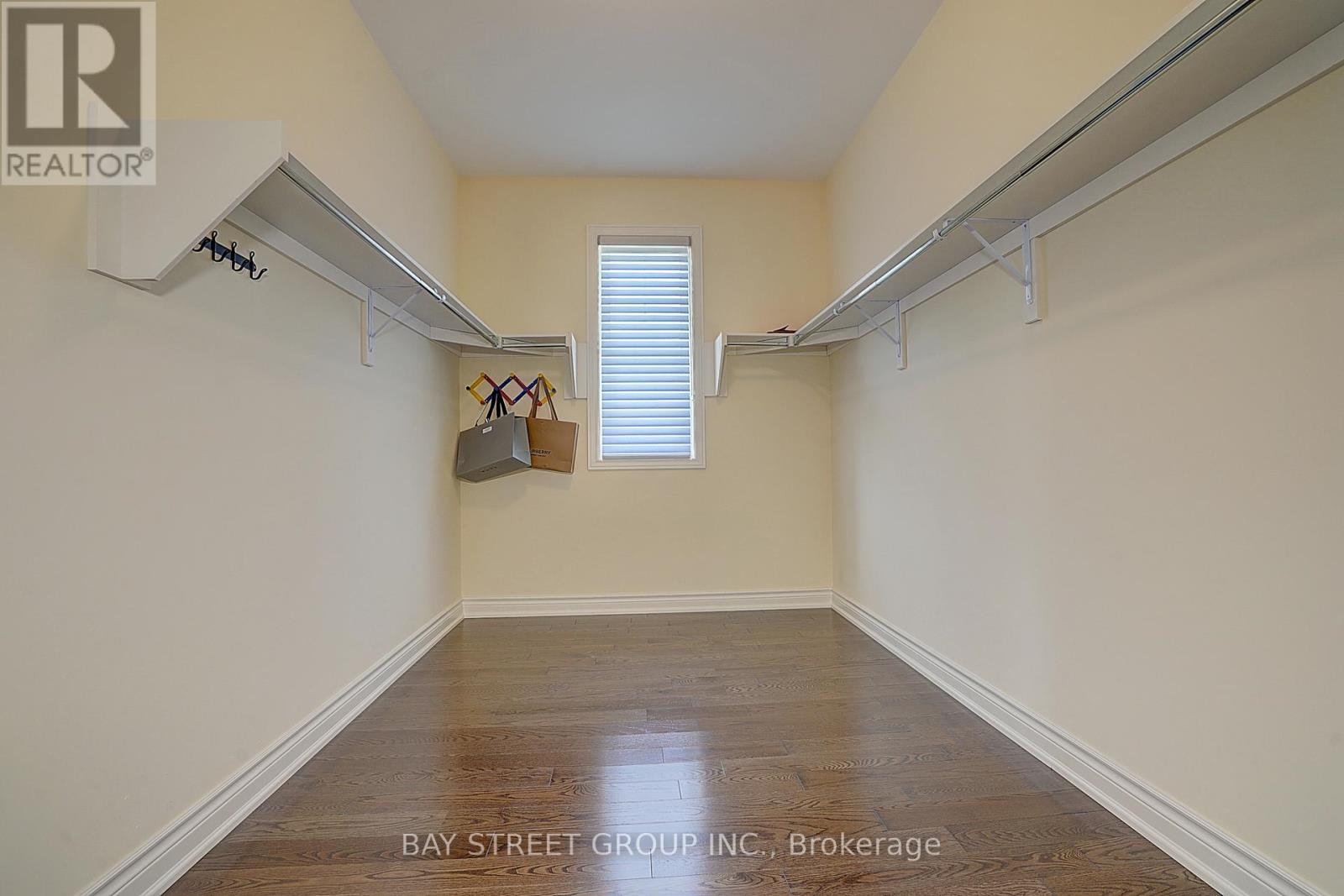 96 Match Point Court, Aurora, Ontario  L4G 3J1 - Photo 24 - N12478571