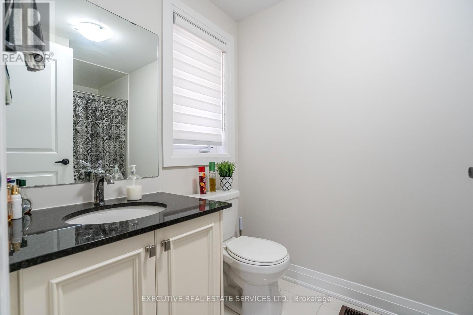 79 Elderslie Crescent E, Vaughan, Ontario  L4H 4L4 - Photo 13 - N12478602