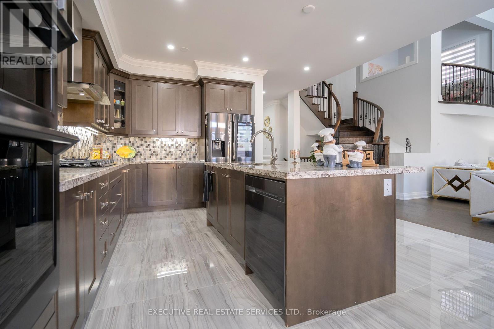79 Elderslie Crescent E, Vaughan, Ontario  L4H 4L4 - Photo 19 - N12478602