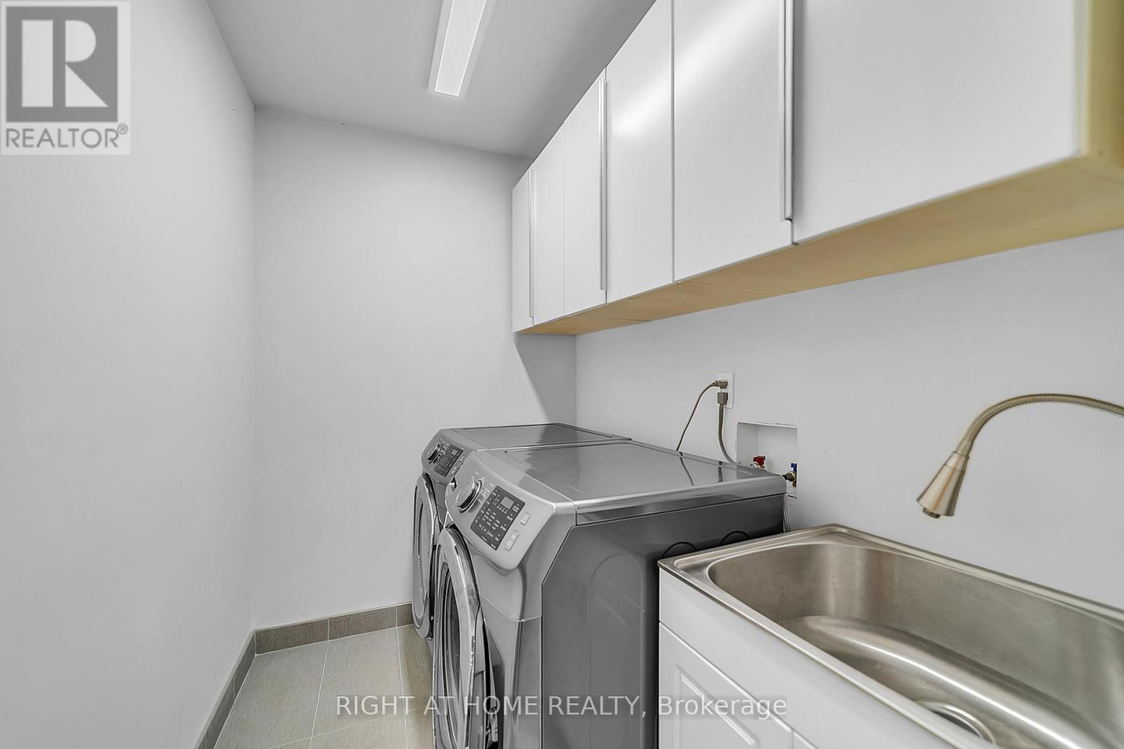 302 Mullen Drive, Vaughan, Ontario  L4J 2P2 - Photo 16 - N12478637