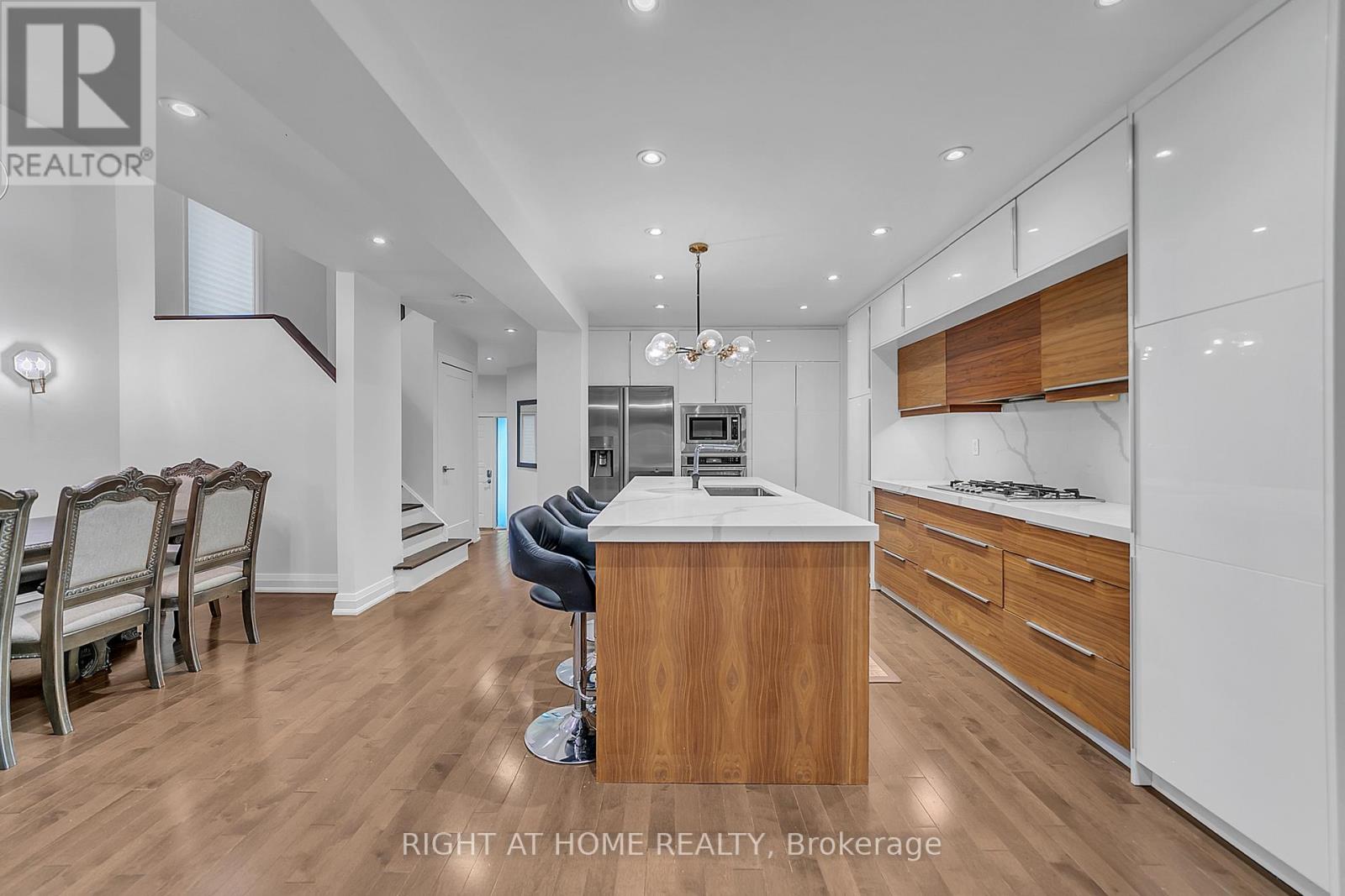 302 Mullen Drive, Vaughan, Ontario  L4J 2P2 - Photo 25 - N12478637