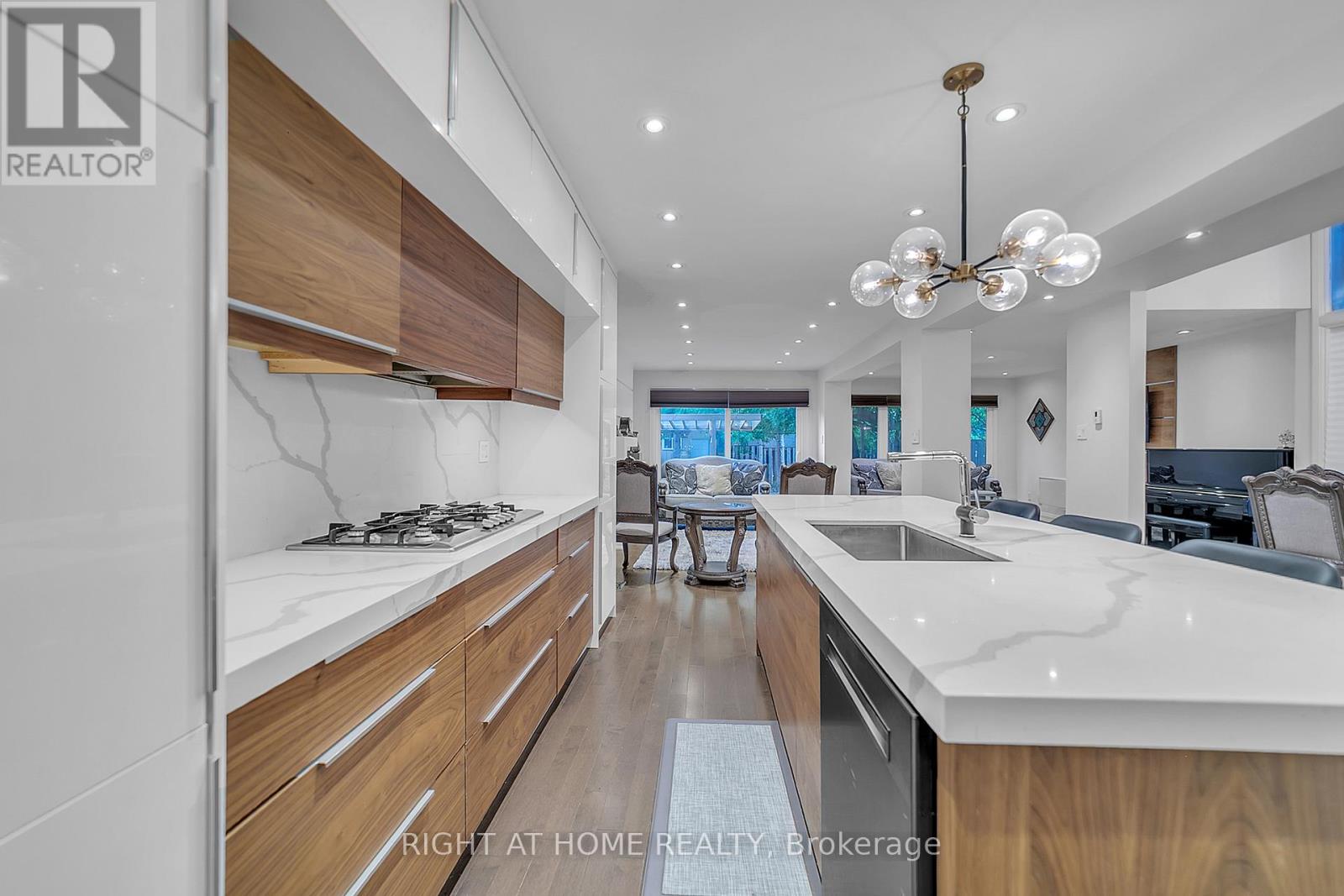 302 Mullen Drive, Vaughan, Ontario  L4J 2P2 - Photo 27 - N12478637
