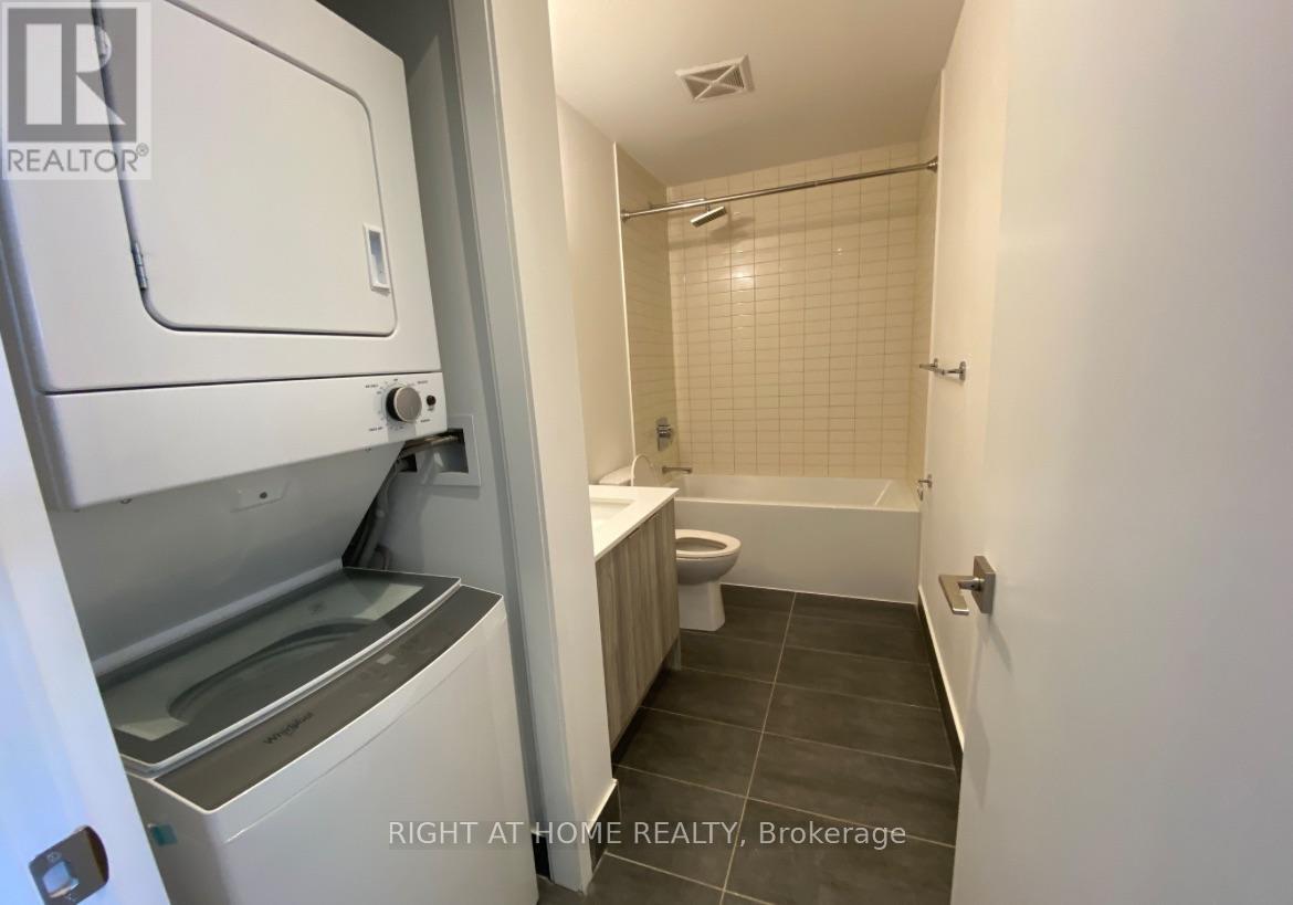 411 - 2916 Highway 7 Road W, Vaughan, Ontario  L4K 0K6 - Photo 11 - N12478646