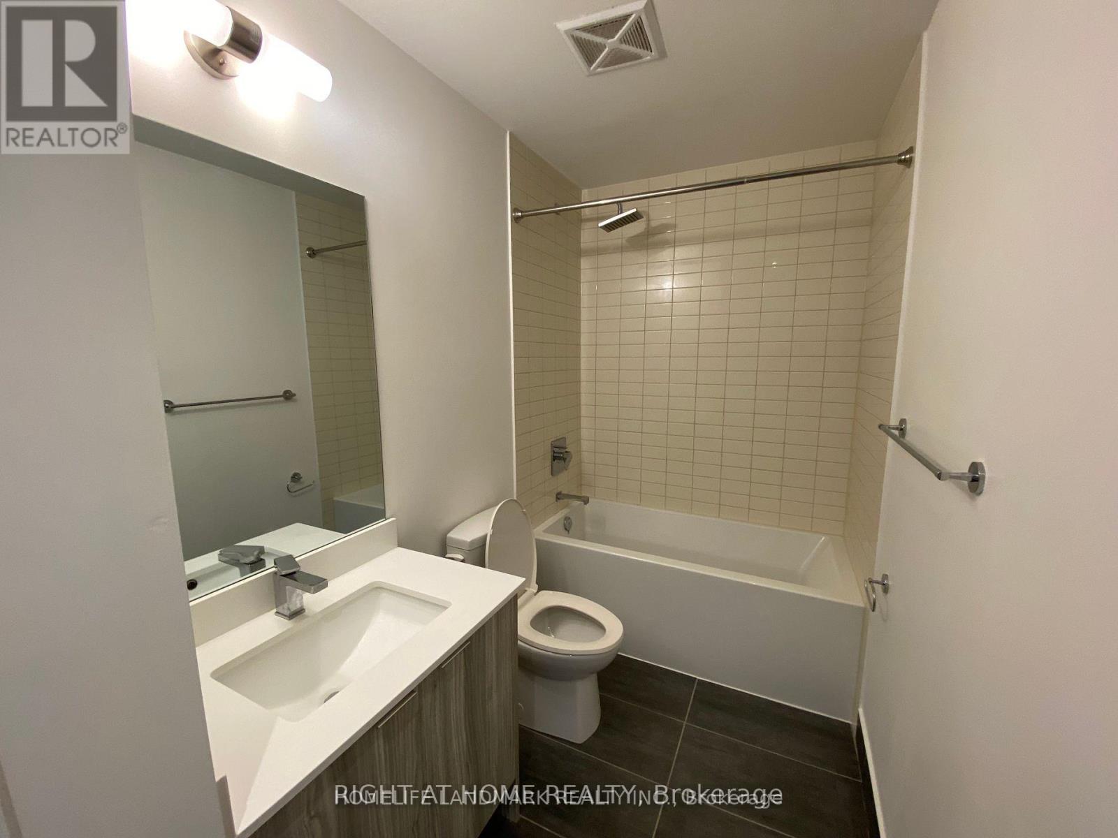 411 - 2916 Highway 7 Road W, Vaughan, Ontario  L4K 0K6 - Photo 12 - N12478646