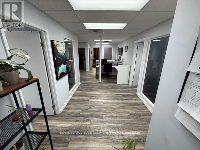 206 - 10212 Yonge Street, Richmond Hill, Ontario  L4C 3B6 - Photo 4 - N12478659