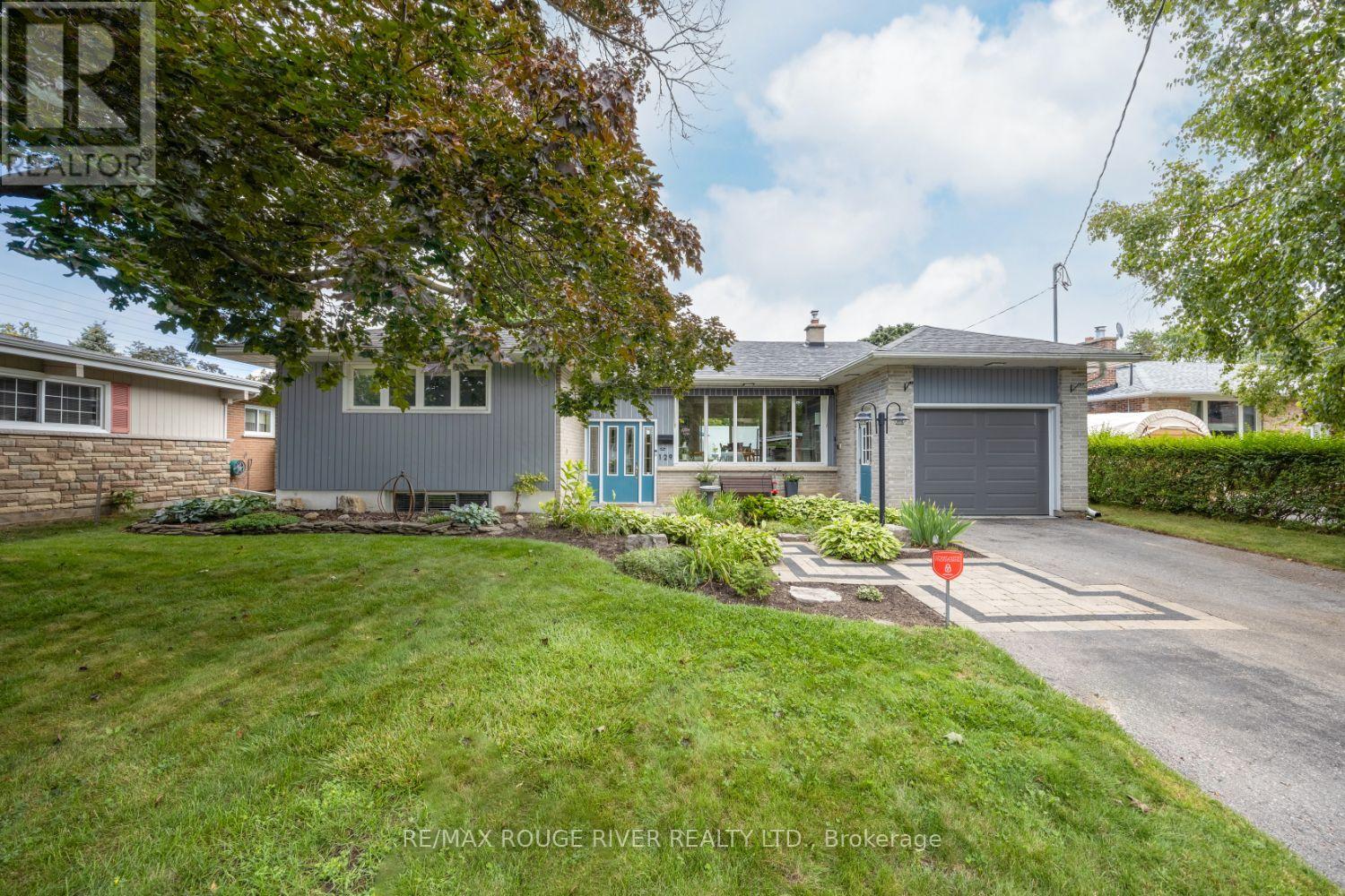 129 Briar Court, Oshawa, Ontario  L1G 6M4 - Photo 2 - E12478669