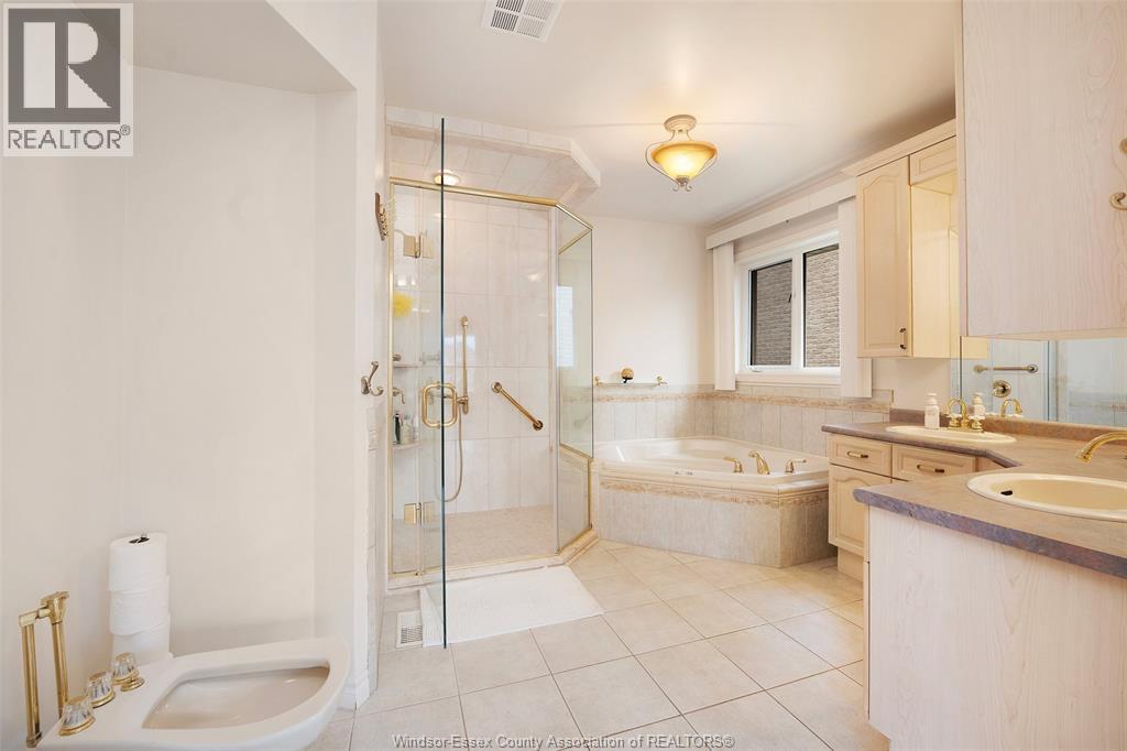1075 Stoneybrook, Windsor, Ontario  N9G 2Y3 - Photo 30 - 25027011