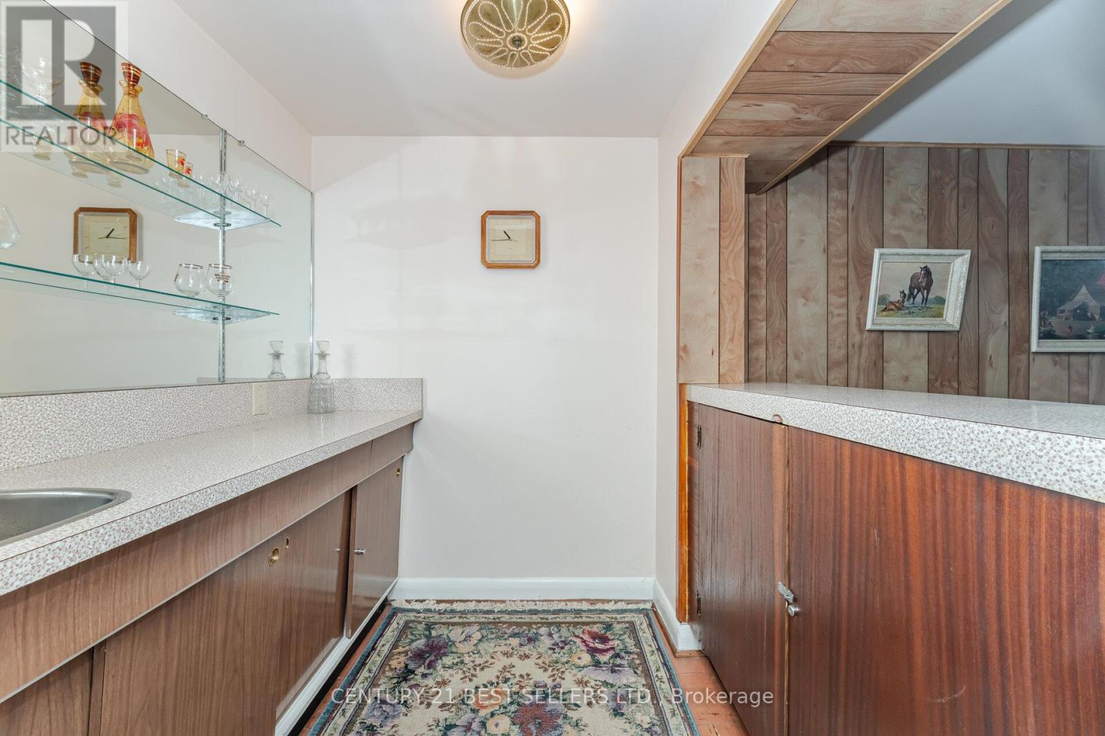 47 Wenderly Drive, Toronto, Ontario  M6B 2P1 - Photo 28 - W12478559