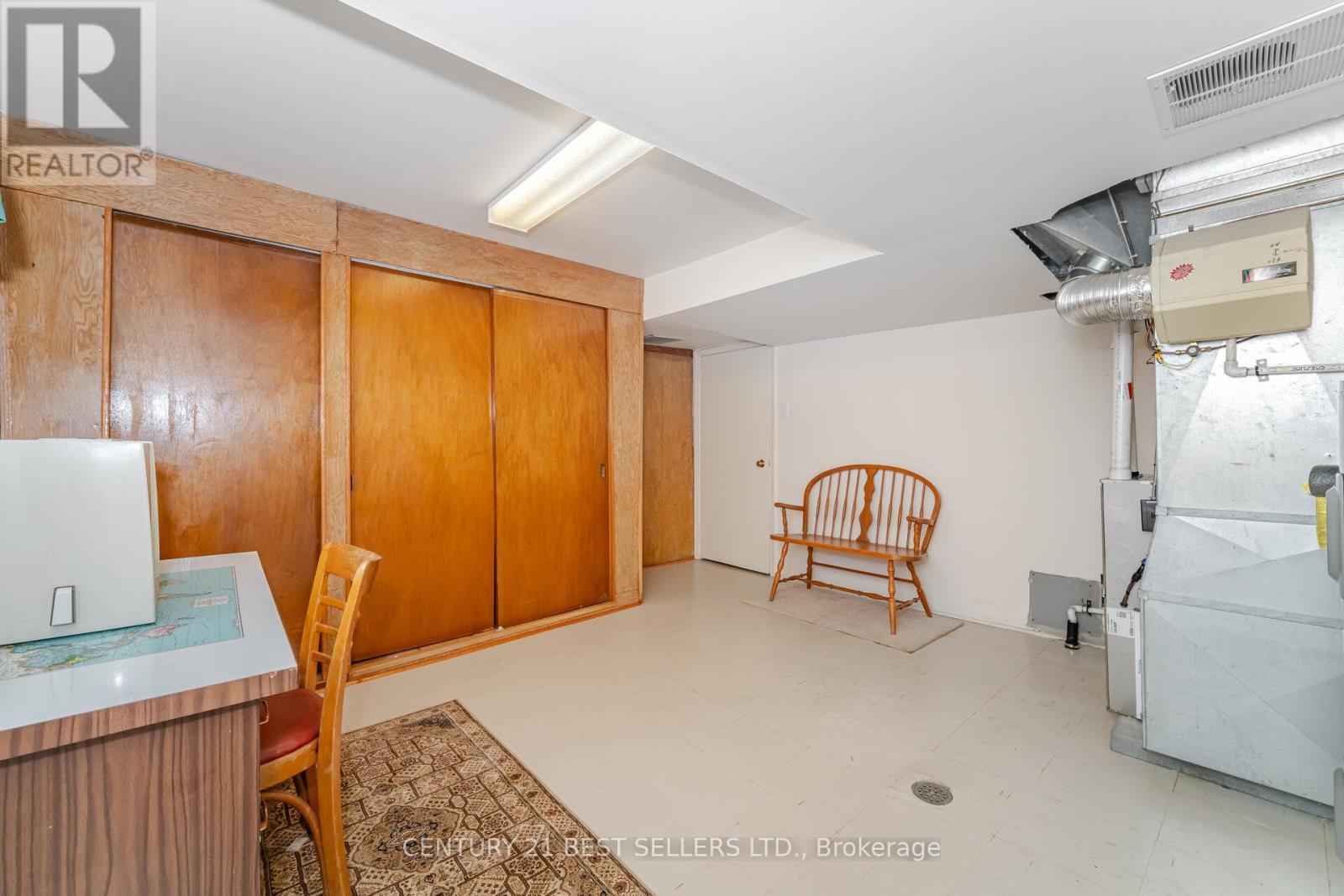 47 Wenderly Drive, Toronto, Ontario  M6B 2P1 - Photo 33 - W12478559