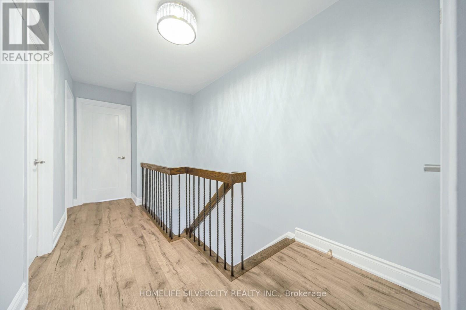 66 - 60 Hanson Road, Mississauga, Ontario  L5B 2P6 - Photo 18 - W12478575