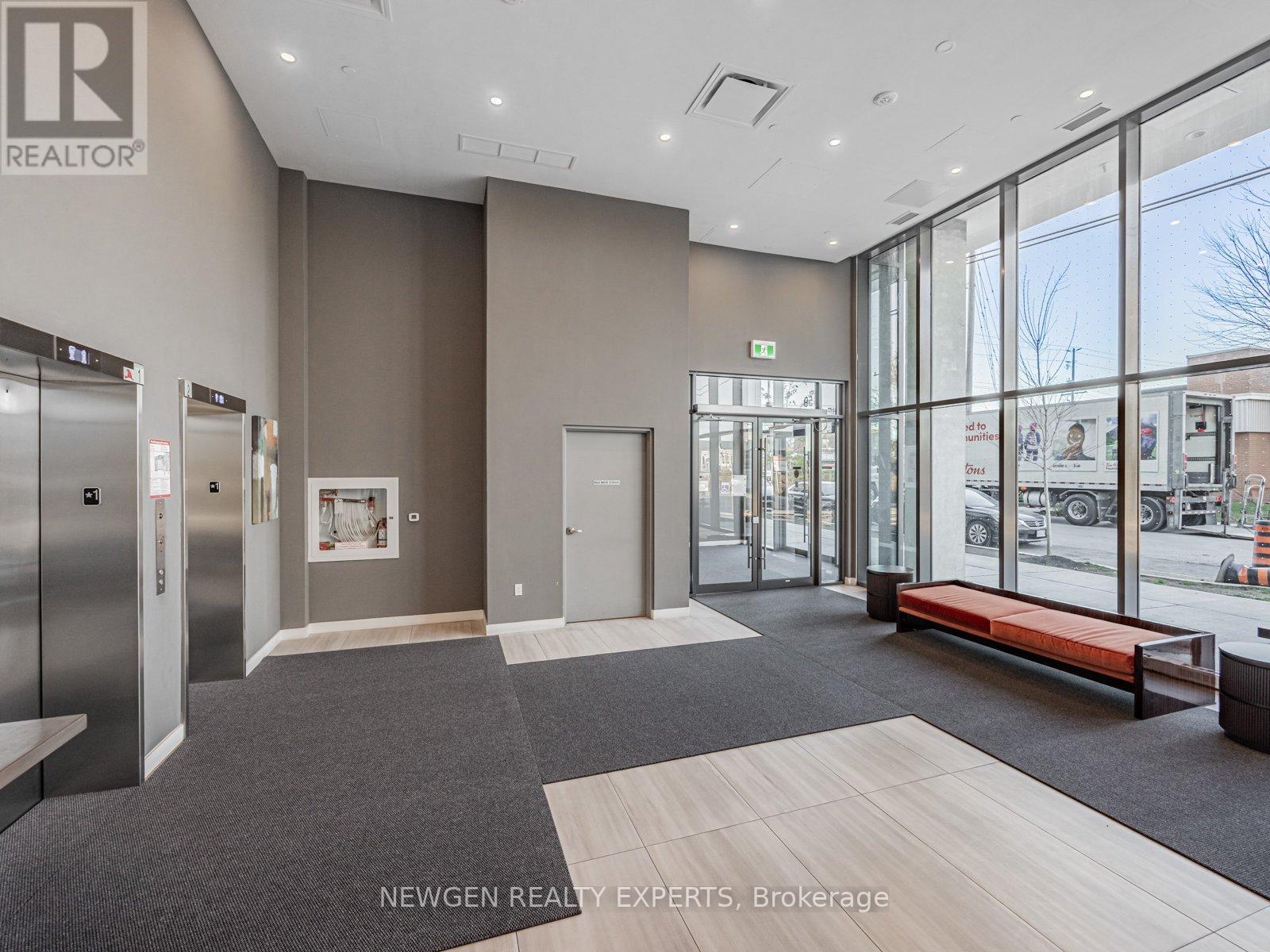 824 - 859 The Queensway, Toronto, Ontario  M8Z 1N8 - Photo 4 - W12478583