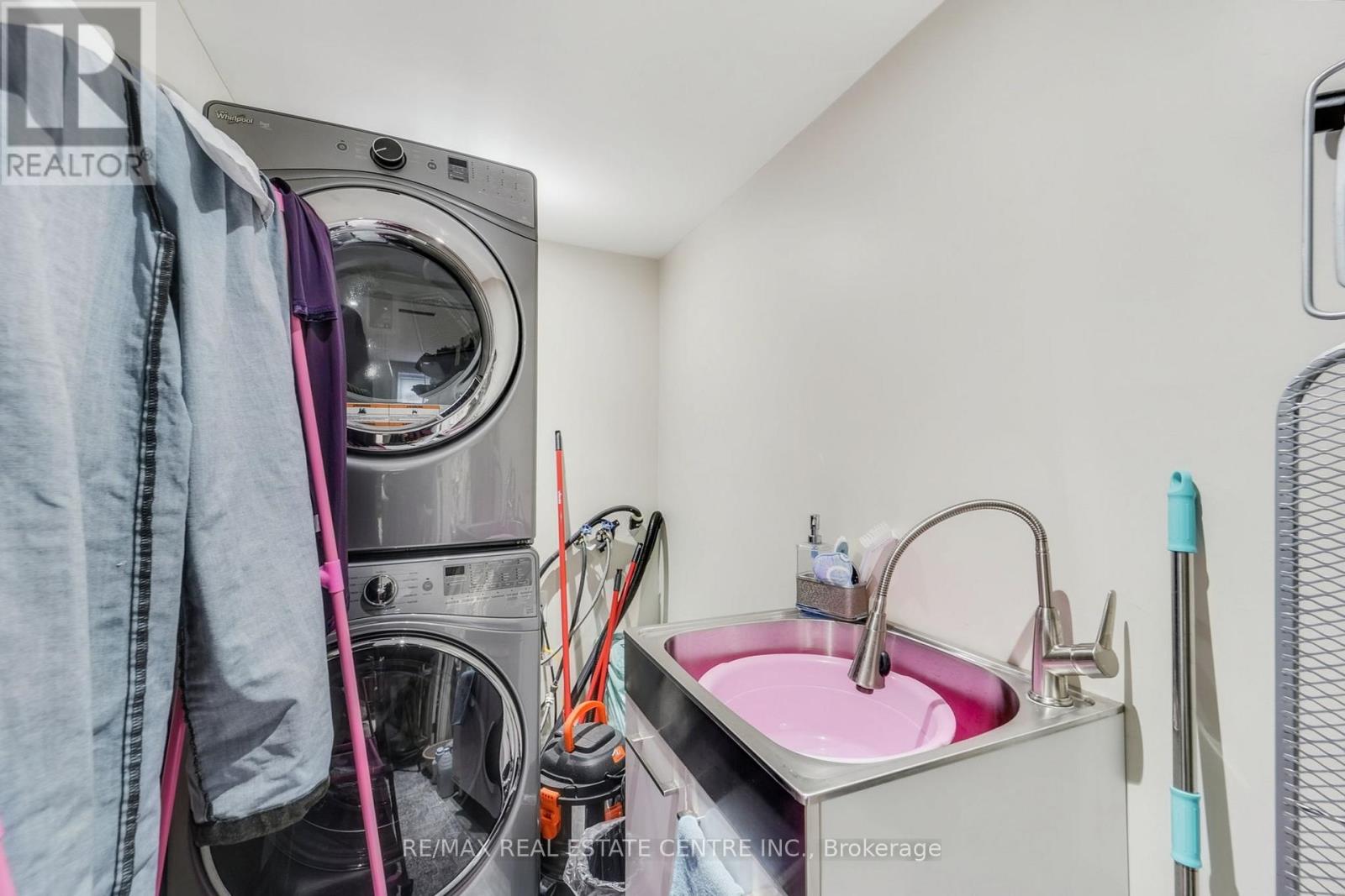 42 Andretti Crescent, Brampton, Ontario  L6X 5G6 - Photo 35 - W12478589