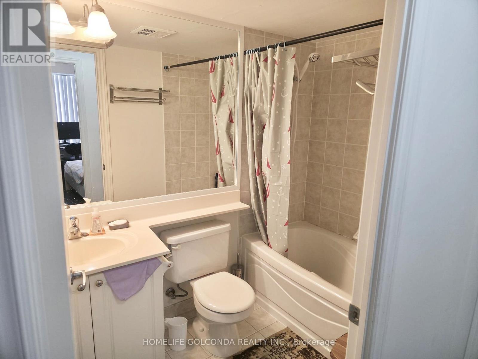 526 - 3888 Duke Of York Boulevard, Mississauga, Ontario  L5B 4P5 - Photo 10 - W12478603