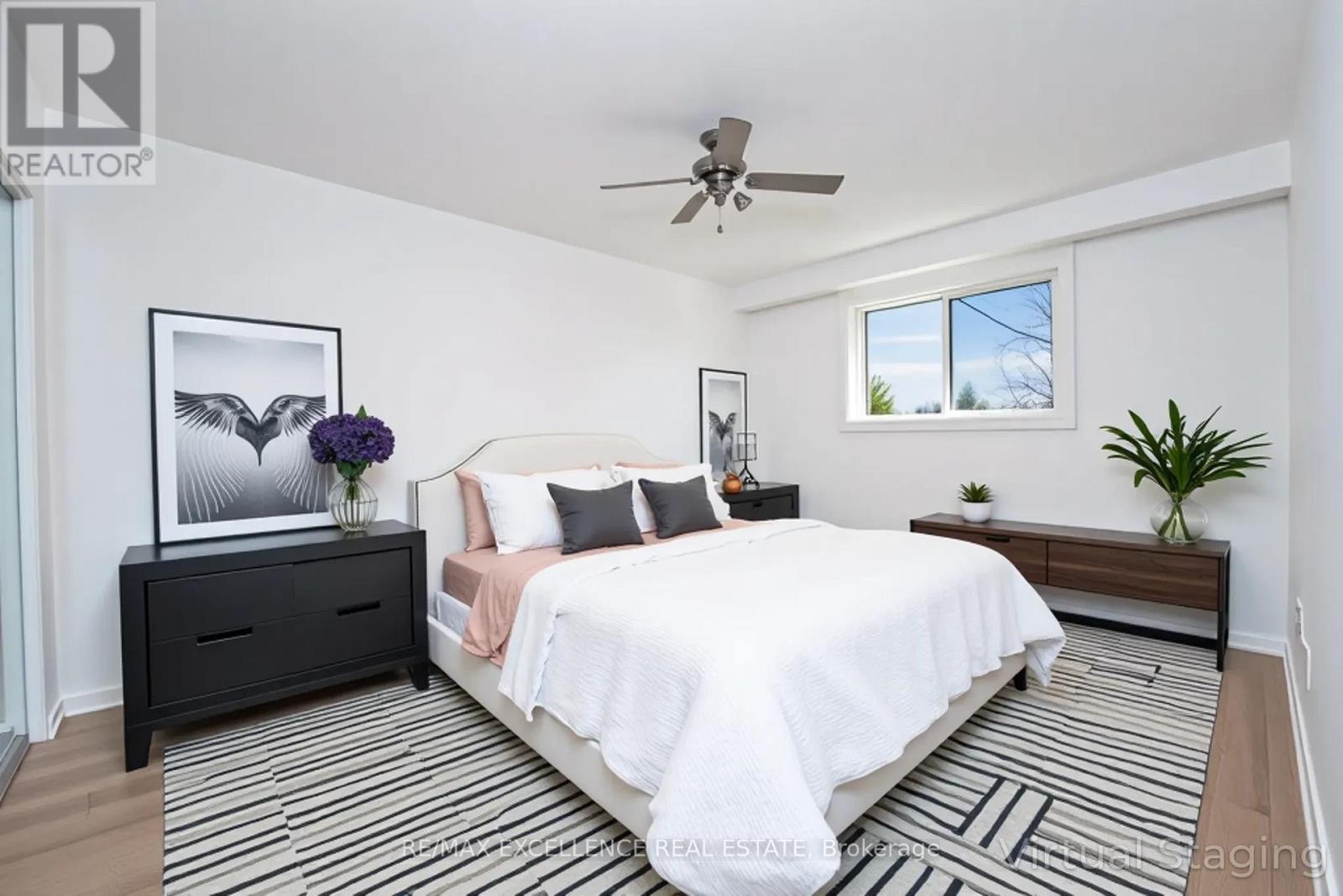 3692 Crabtree Crescent, Mississauga, Ontario  L4T 1S6 - Photo 19 - W12478620