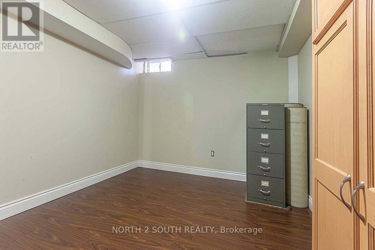 2 Yellow Avens Boulevard, Brampton, Ontario  L6R 0R5 - Photo 44 - W12478621