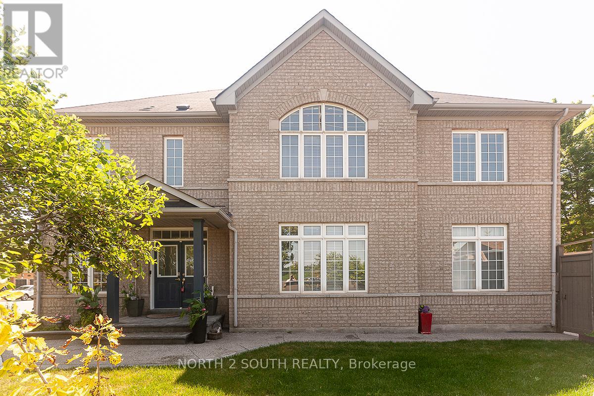 2 Yellow Avens Boulevard, Brampton, Ontario  L6R 0R5 - Photo 5 - W12478621