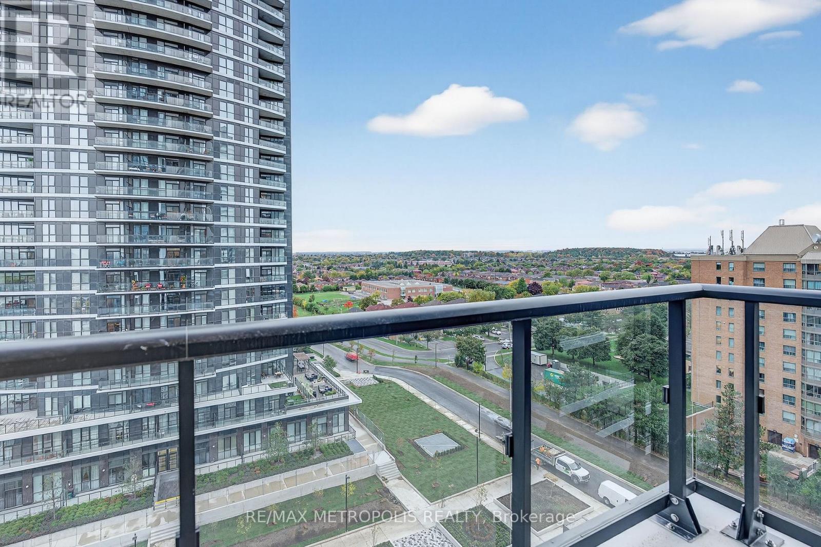 906 - 15 Watergarden Drive, Mississauga, Ontario  L5R 0H4 - Photo 25 - W12478644