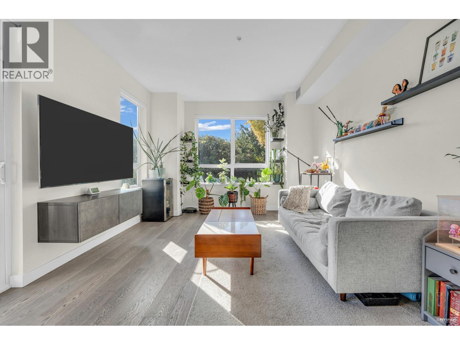 128 4033 MAY DRIVE, Richmond, British Columbia