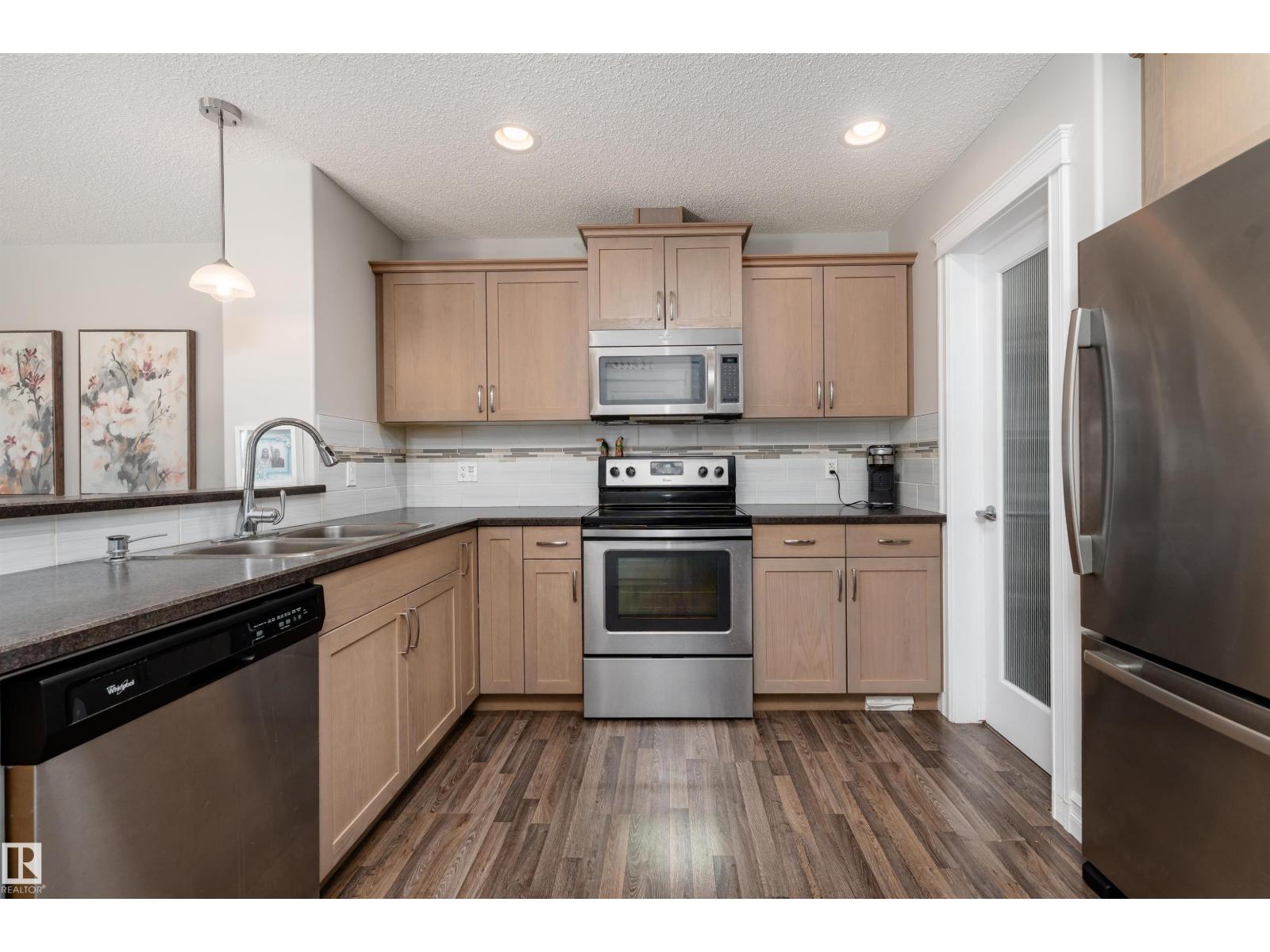 17111 126 St Nw, Edmonton, Alberta  T5X 0E5 - Photo 3 - E4463179