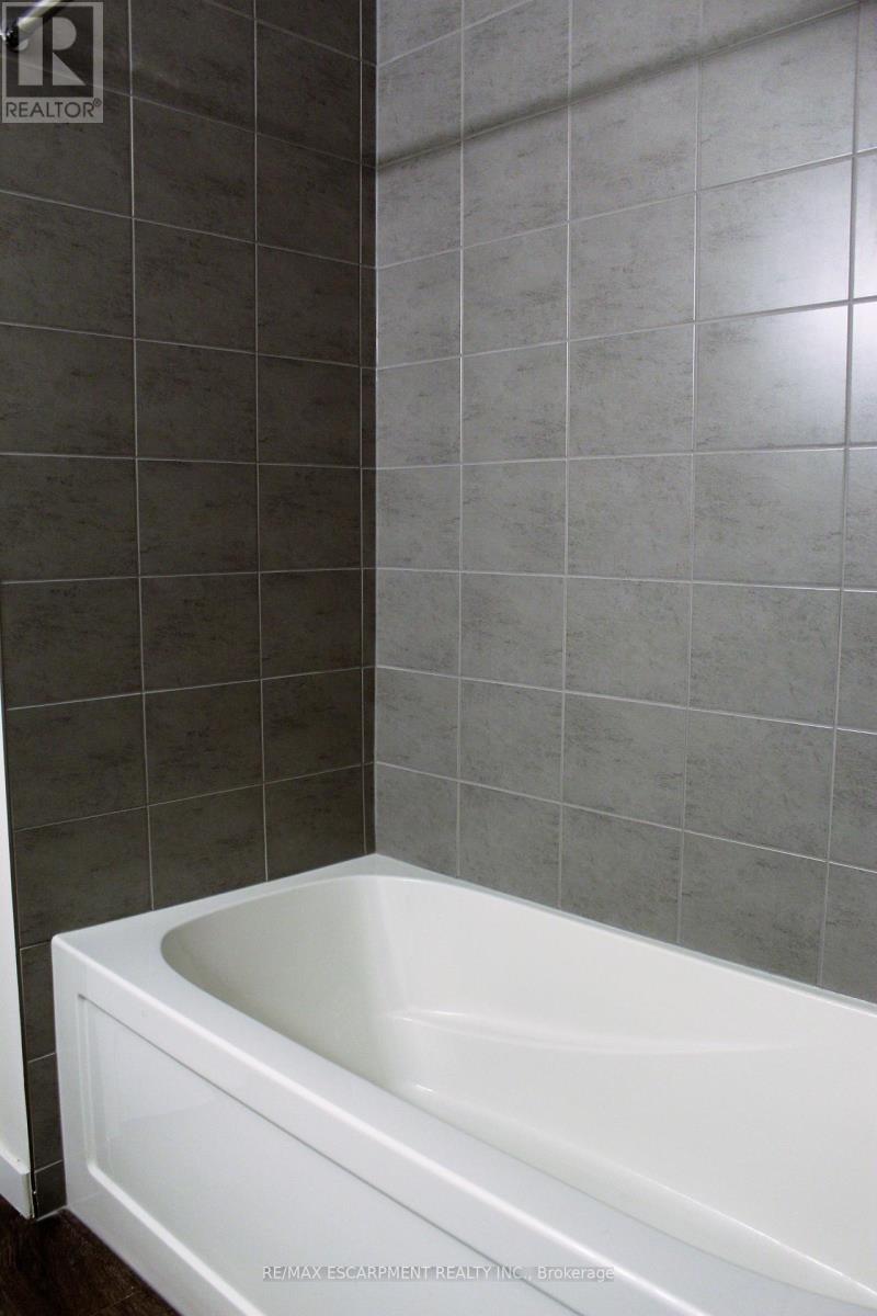 111 - 25 Kay Crescent, Guelph, Ontario  N1L 1H1 - Photo 6 - X12478617
