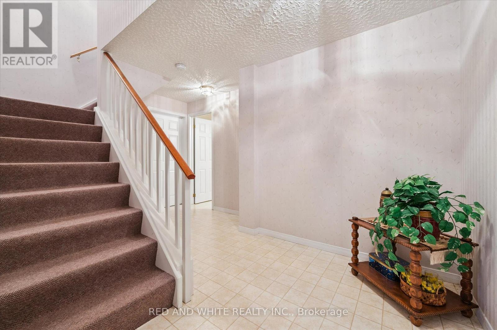 172 Mayberry Court, Waterloo, Ontario  N2K 3K2 - Photo 36 - X12478635
