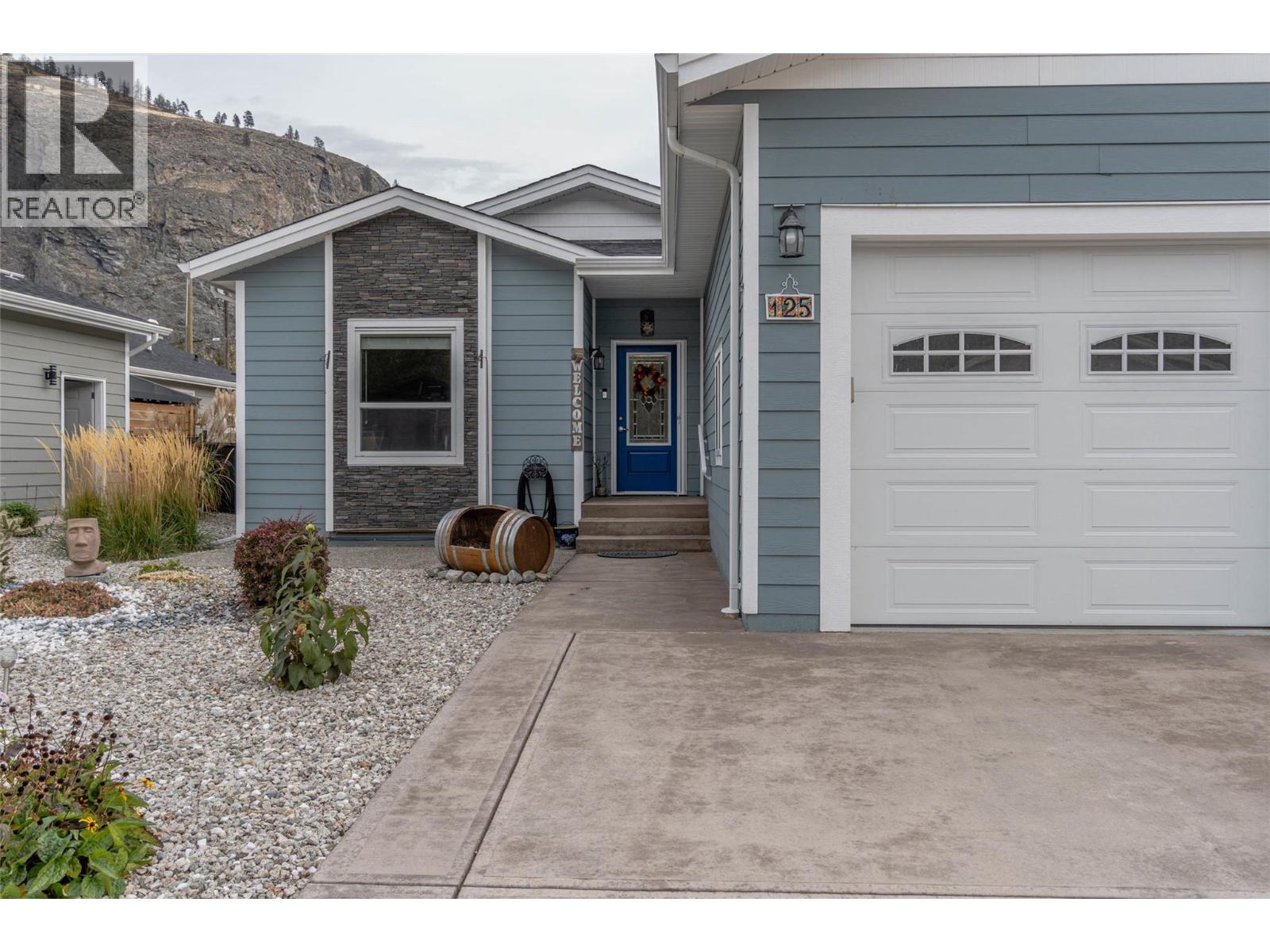 8300 Gallagher Lake Frontage Road Unit# 125, Oliver, British Columbia  V0H 1T2 - Photo 3 - 10366586